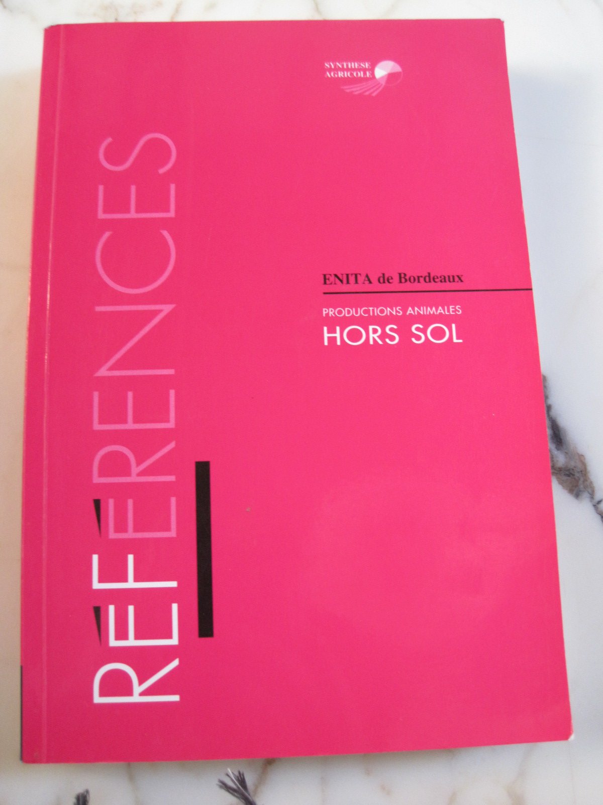 Productions animales, hors sol: Porcs, volailles, lapins book