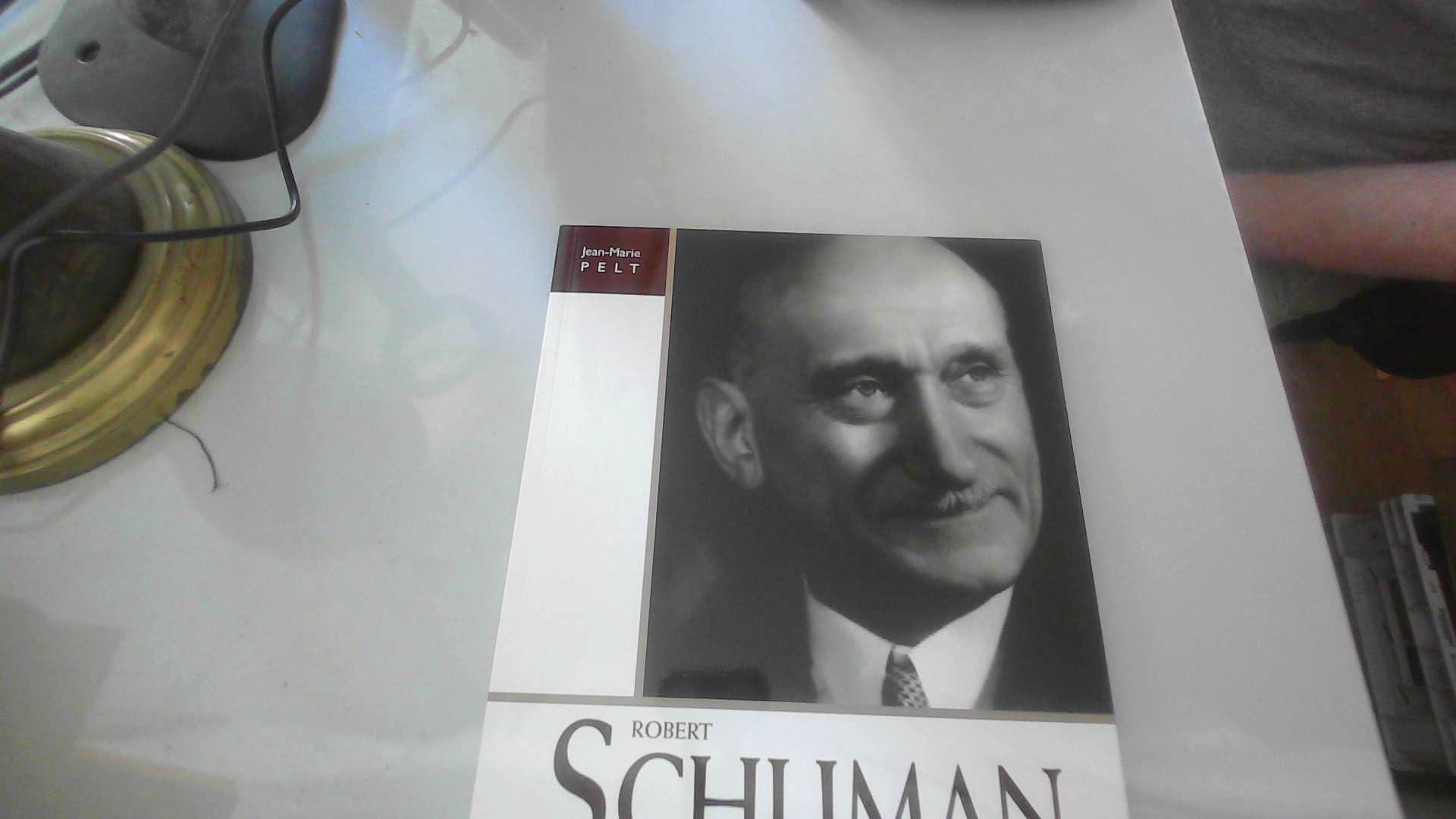 Robert Schuman. Père de l'Europe. Books
