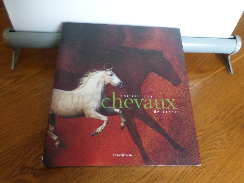 Portrait des chevaux de France book