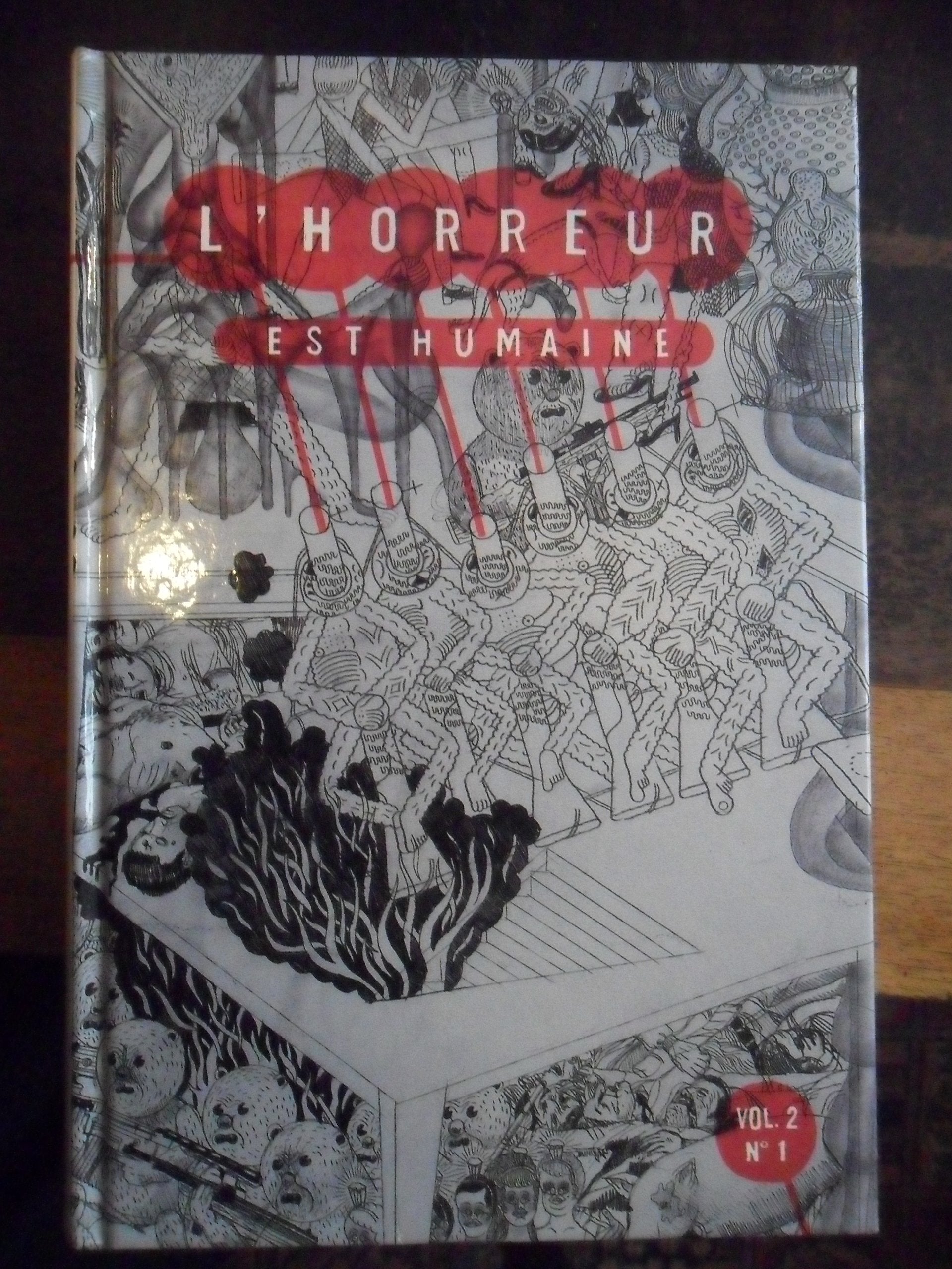L'Horreur est humaine vol.2 n°1 book