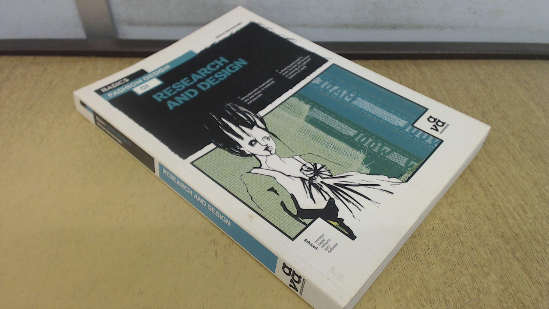 Research and Design: Research & Design (Basics Fashion Design, Band 1) Film, Art & Culture