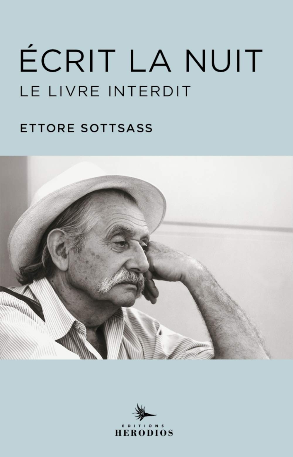Ecrit la nuit - Le livre interdit Contemporary literature