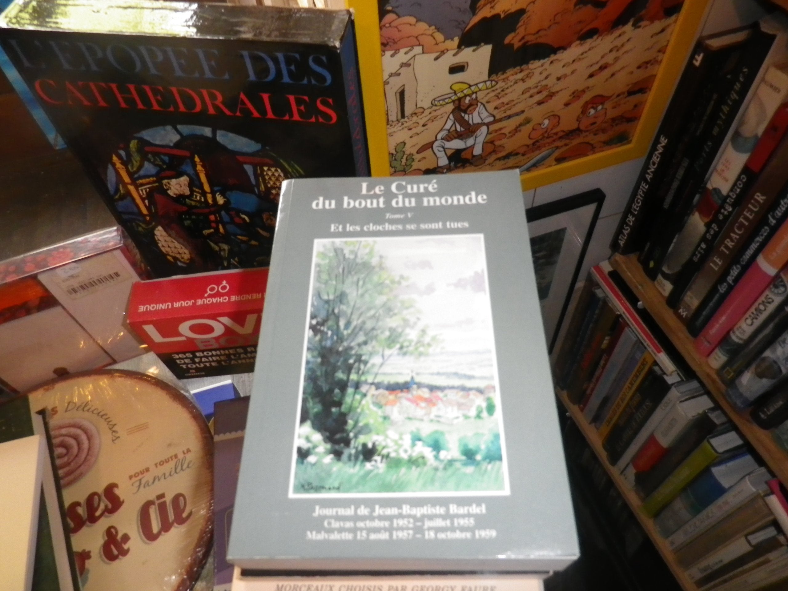 Le curé du bout du monde Tome 5: Et les cloches se sont tues Books