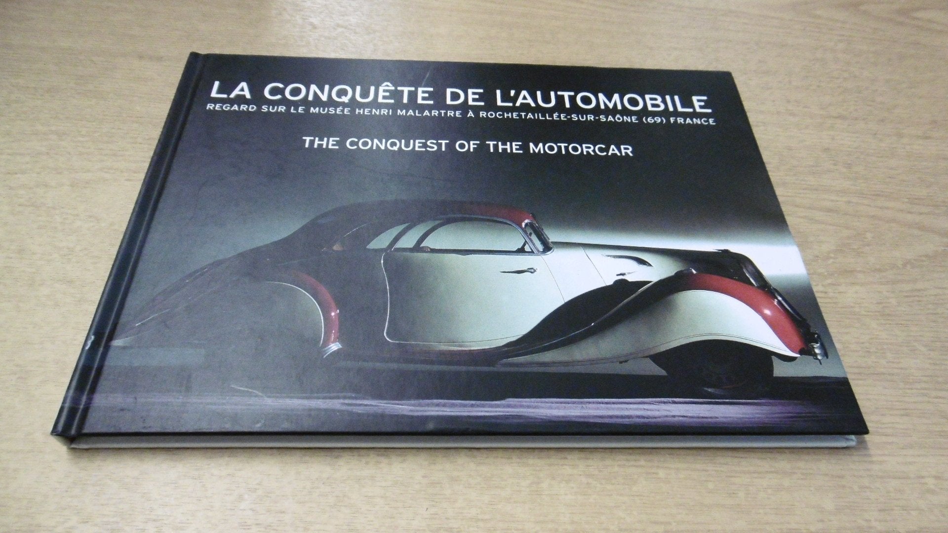 La conquête de l'automobile - regard sur le Musée Henri Malartre à Rochetaillée-sur-Saône (69), France Film, Art & Culture