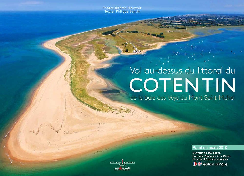 Vol au-dessus du littoral du Cotentin de la baie des Veys au Mont-Saint-Michel Film, Art & Culture