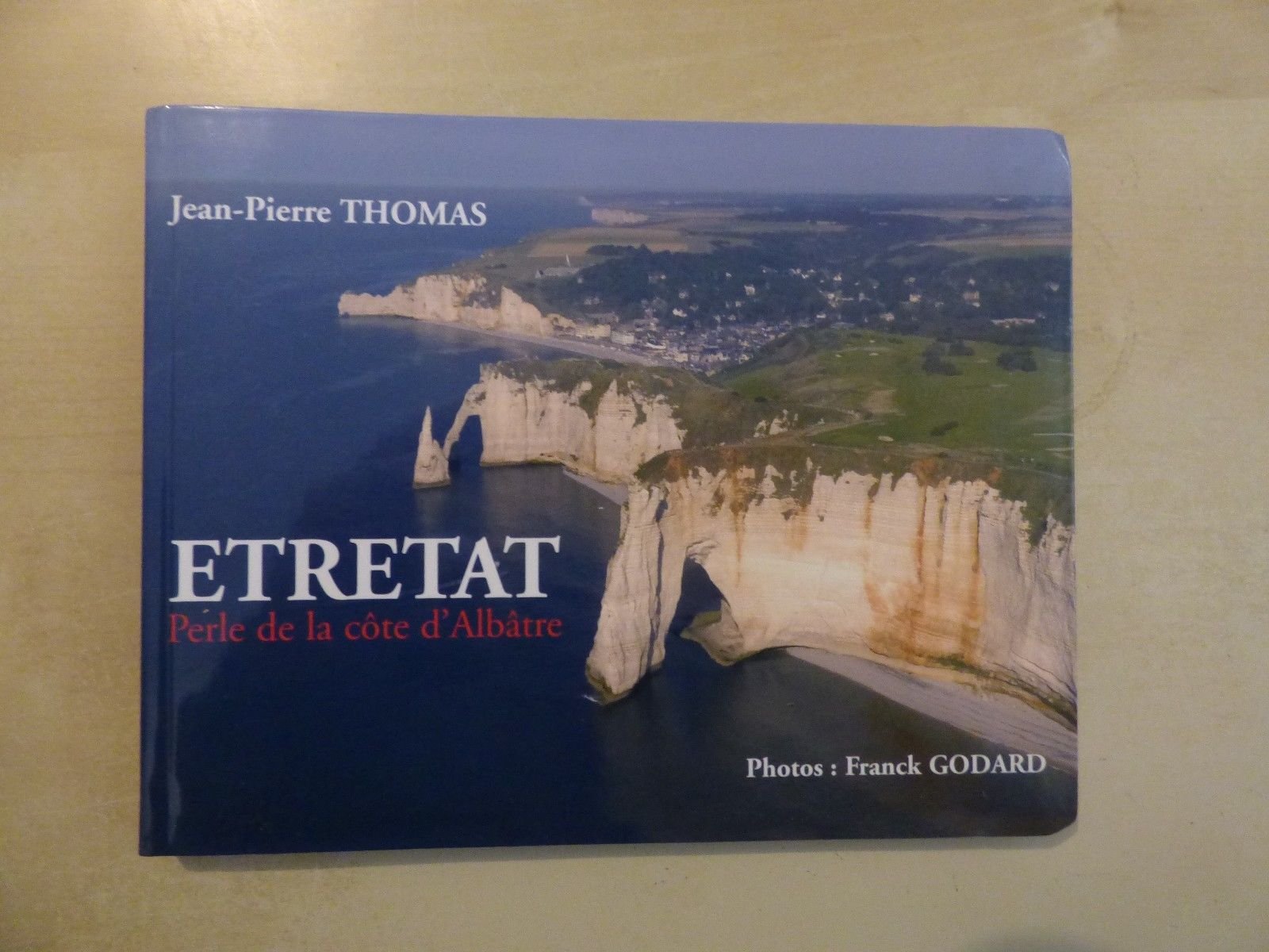 ETRETAT PERLE DE LA COTE D'ALBATRE book