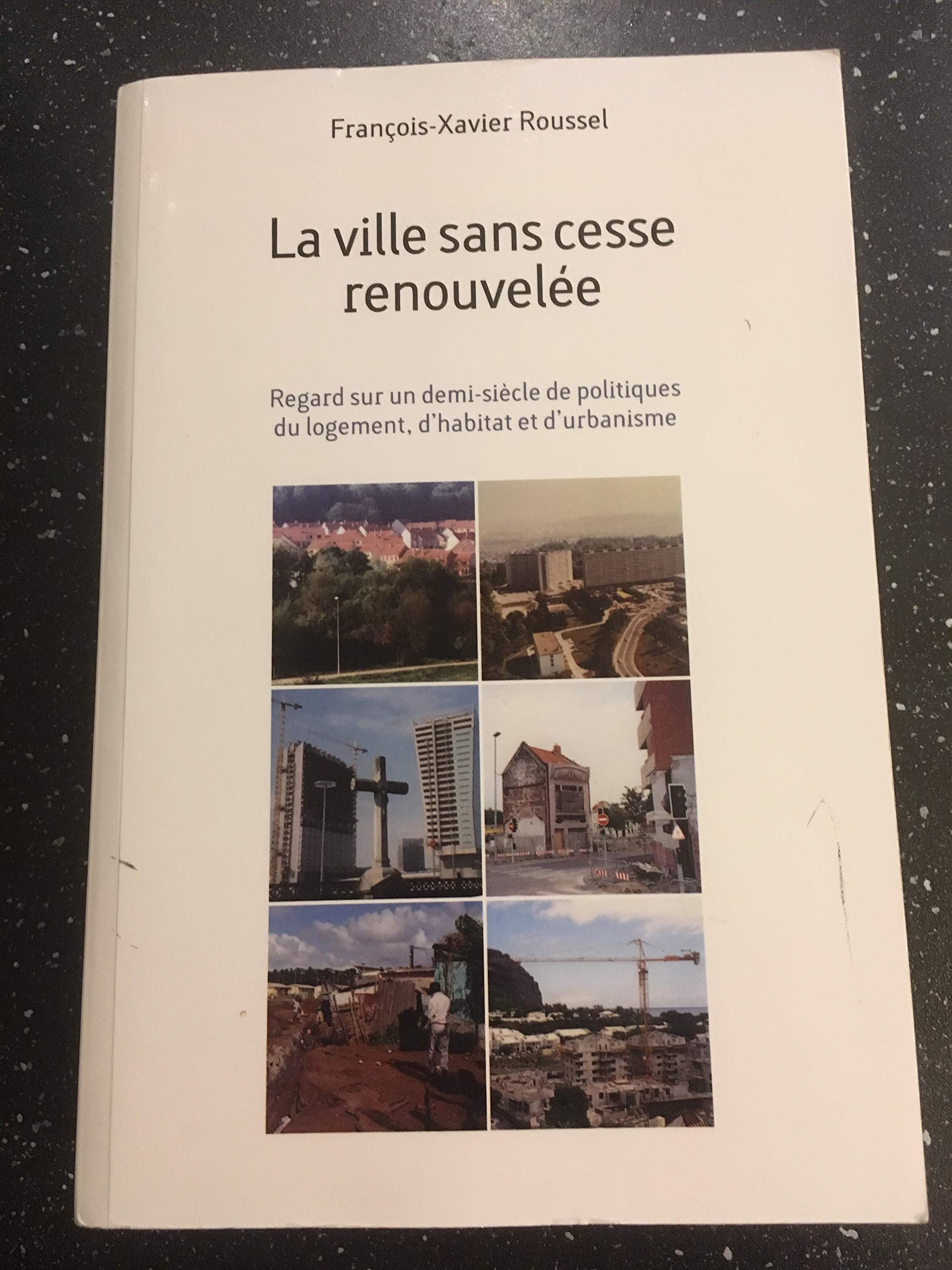 La ville sans cesse renouvelée Books