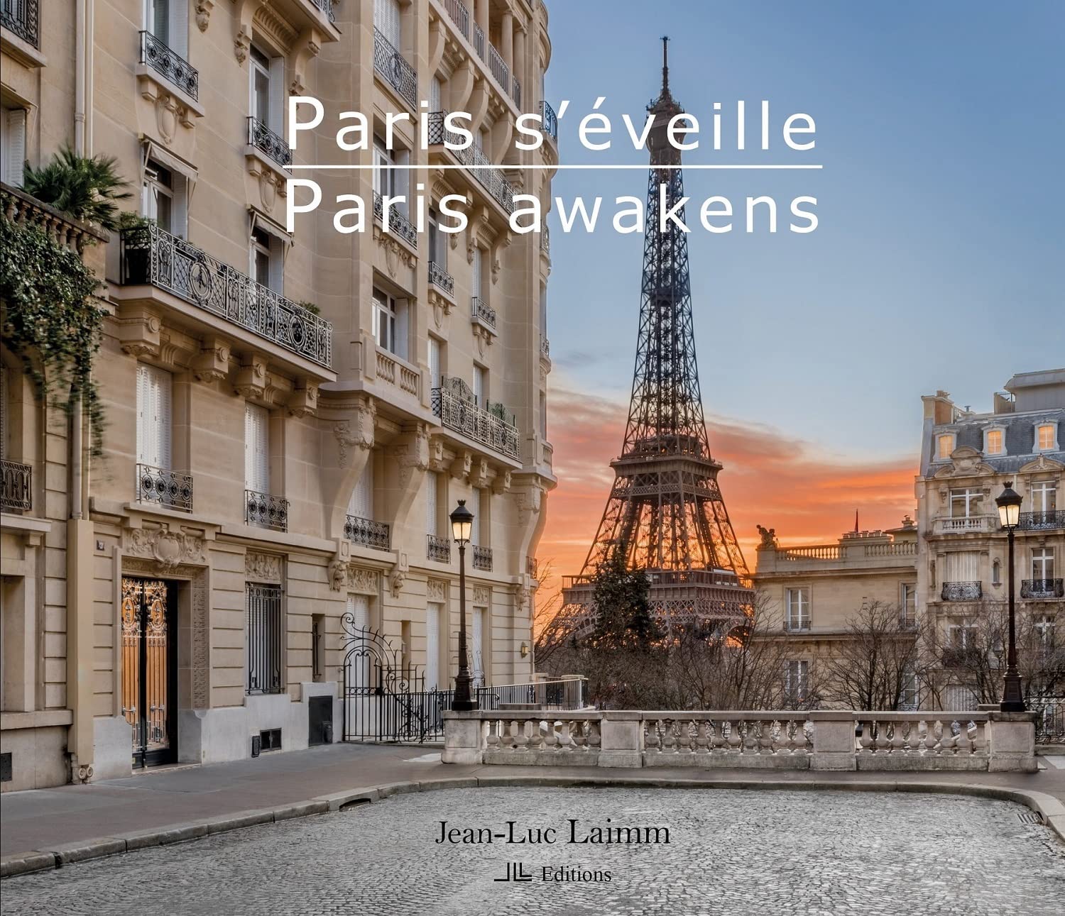 Paris s'éveille: Français / Anglais (2021) Film, Art & Culture