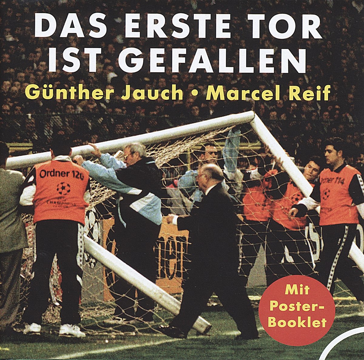 Das erste Tor ist gefallen: Eine Live-Kommentierung eines absurden Fußballtortheaters Media & Communication