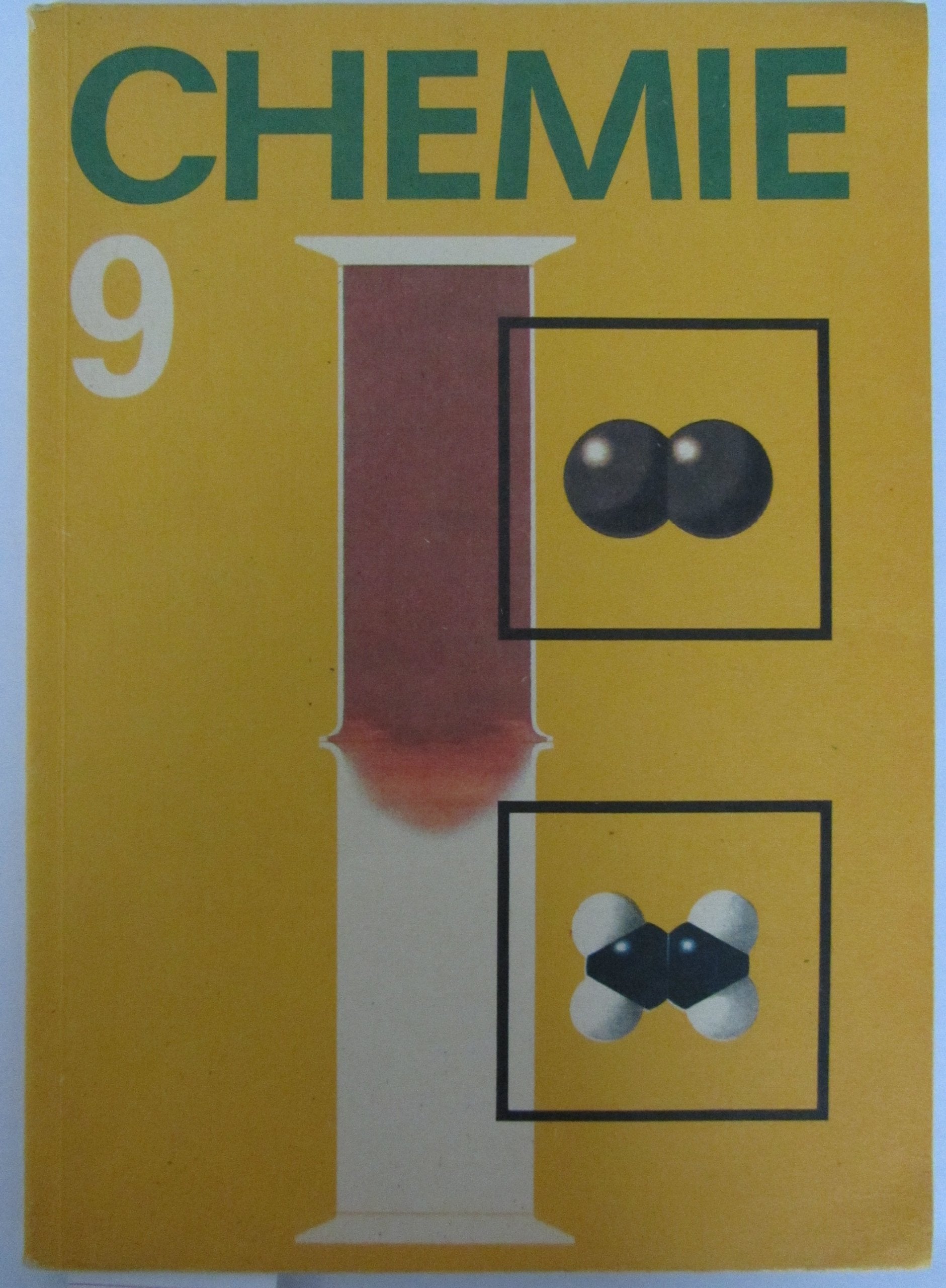 Chemie. Lehrbuch für Klasse 9. Books