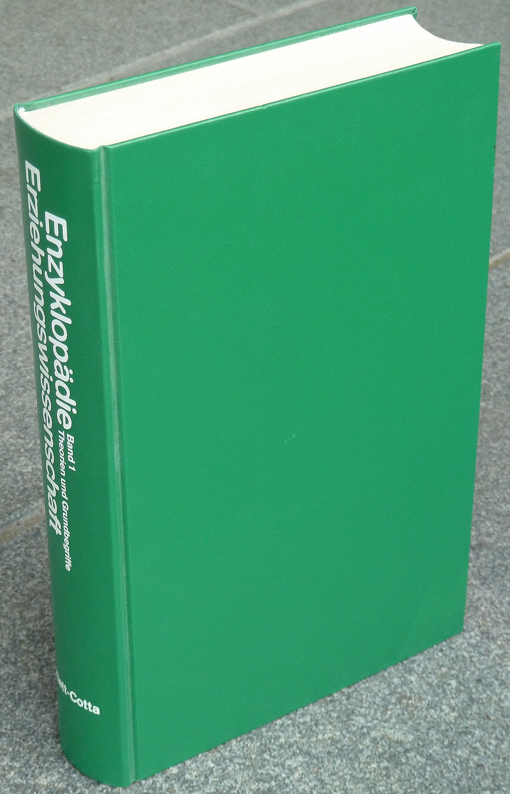 Enzyklopädie Erziehungswissenschaft, 12 Bde. in 13 Tl.-Bdn., Bd.1, Theorien und Grundbegriffe der Erziehung und Bildung: Hrsg. v. Dieter Lenzen u. Klaus Mollenhauer Education & Training