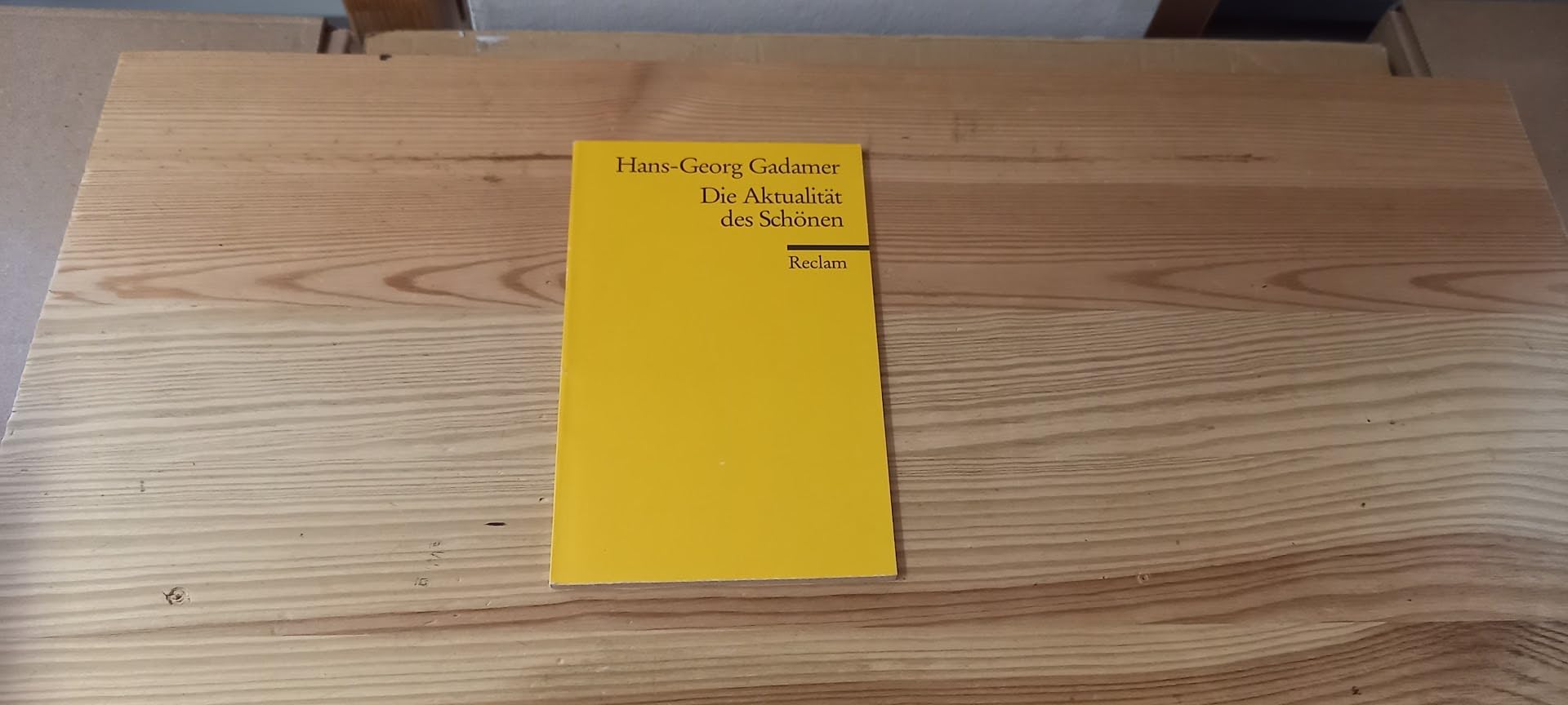 Die Aktualität des Schönen: Kunst als Spiel, Symbol und Fest (Reclams Universal-Bibliothek) Philosophy