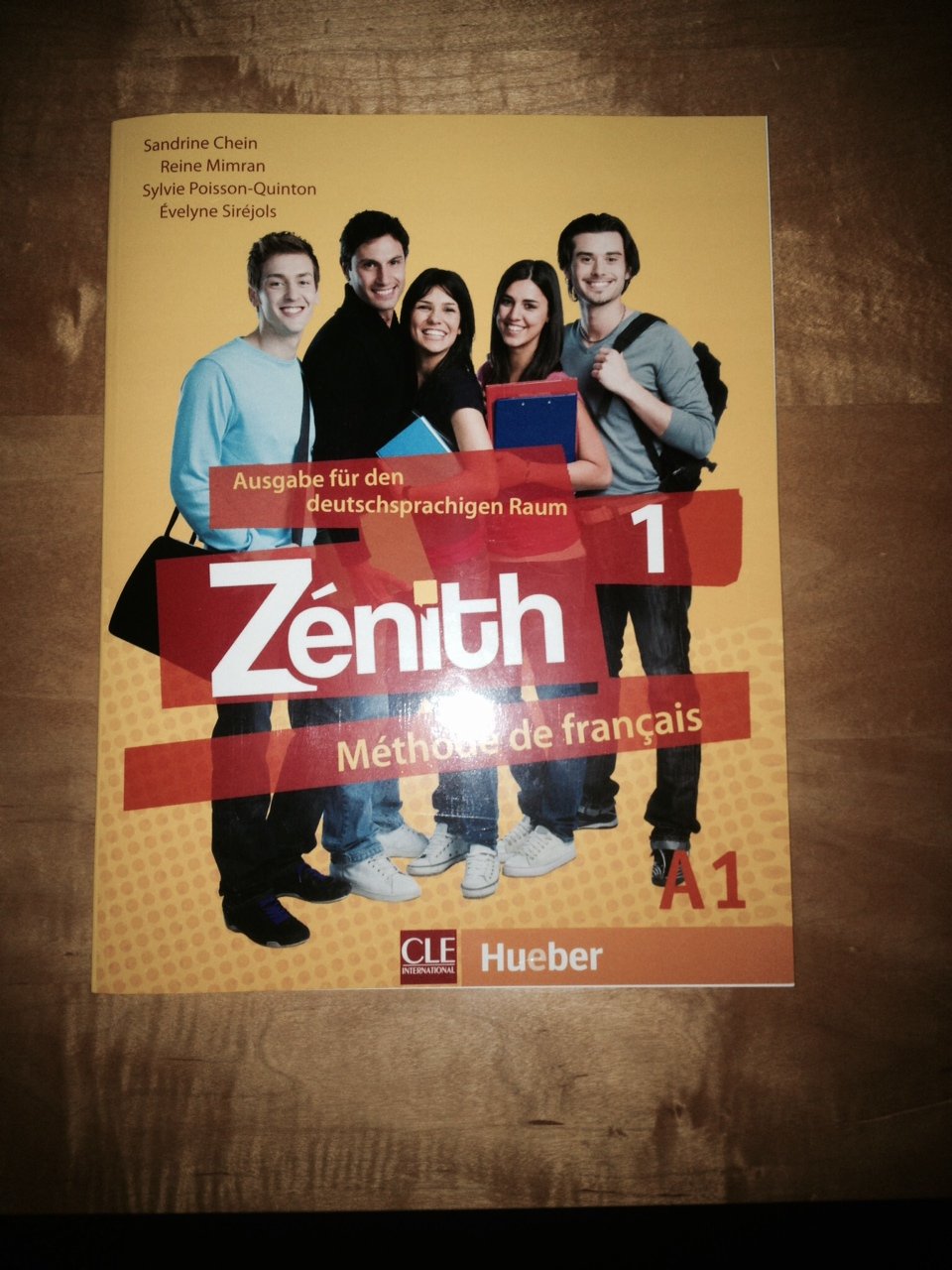 Zénith 1 – Ausgabe für den deutschsprachigen Raum: Méthode de français / Livre de l’élève – Kursbuch mit DVD-ROM und Lösungsheft Foreign Languages ​​& Dictionaries