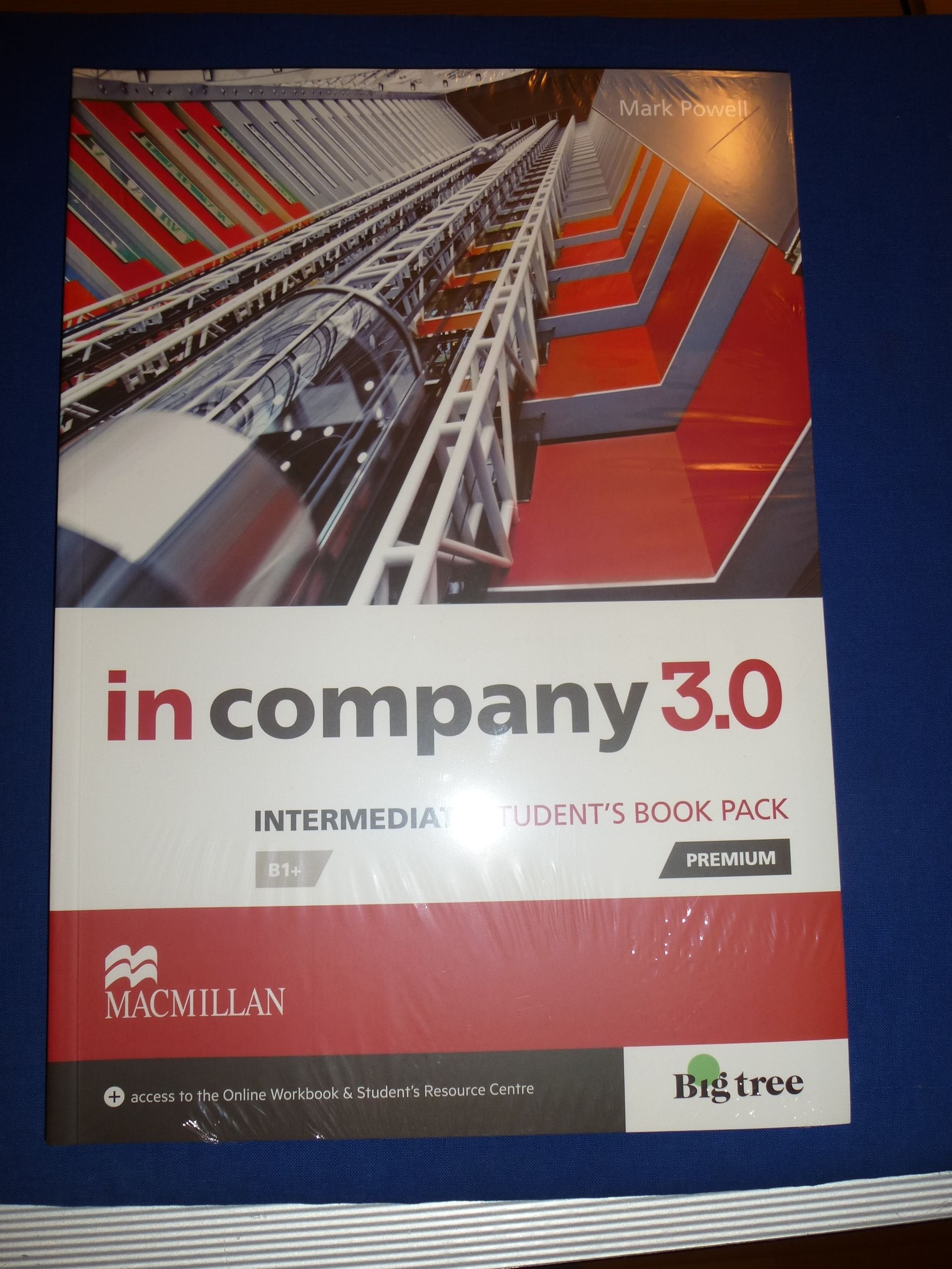 Intermediate: in company 3.0. Student's Book with Webcode Foreign Languages ​​& Dictionaries