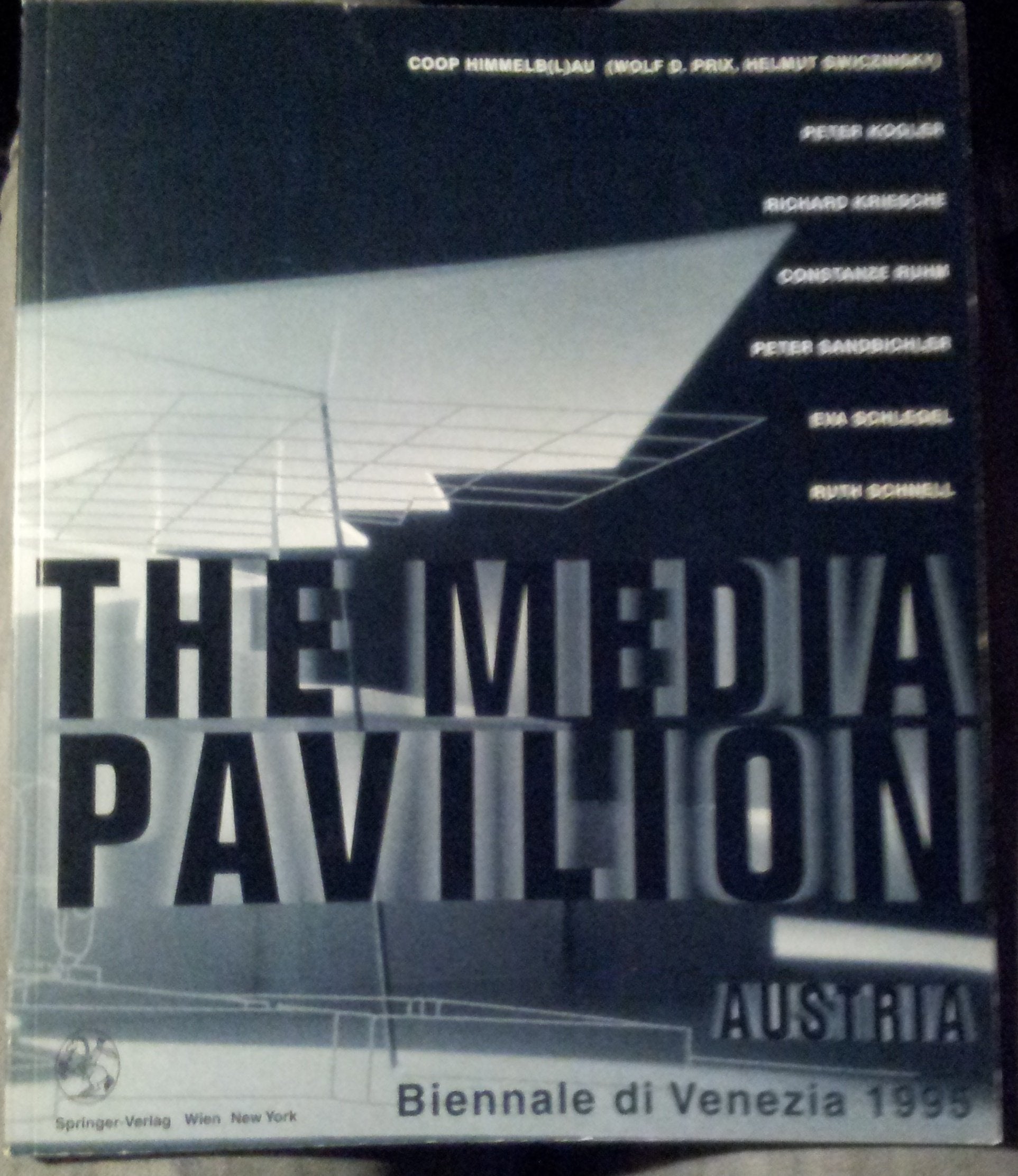 The Media Pavilion / Der Pavillon der Medien: Art and Architecture in the Age of Cyberspace / Eine neue Gleichung zwischen Kunst und Architektur Computer Science