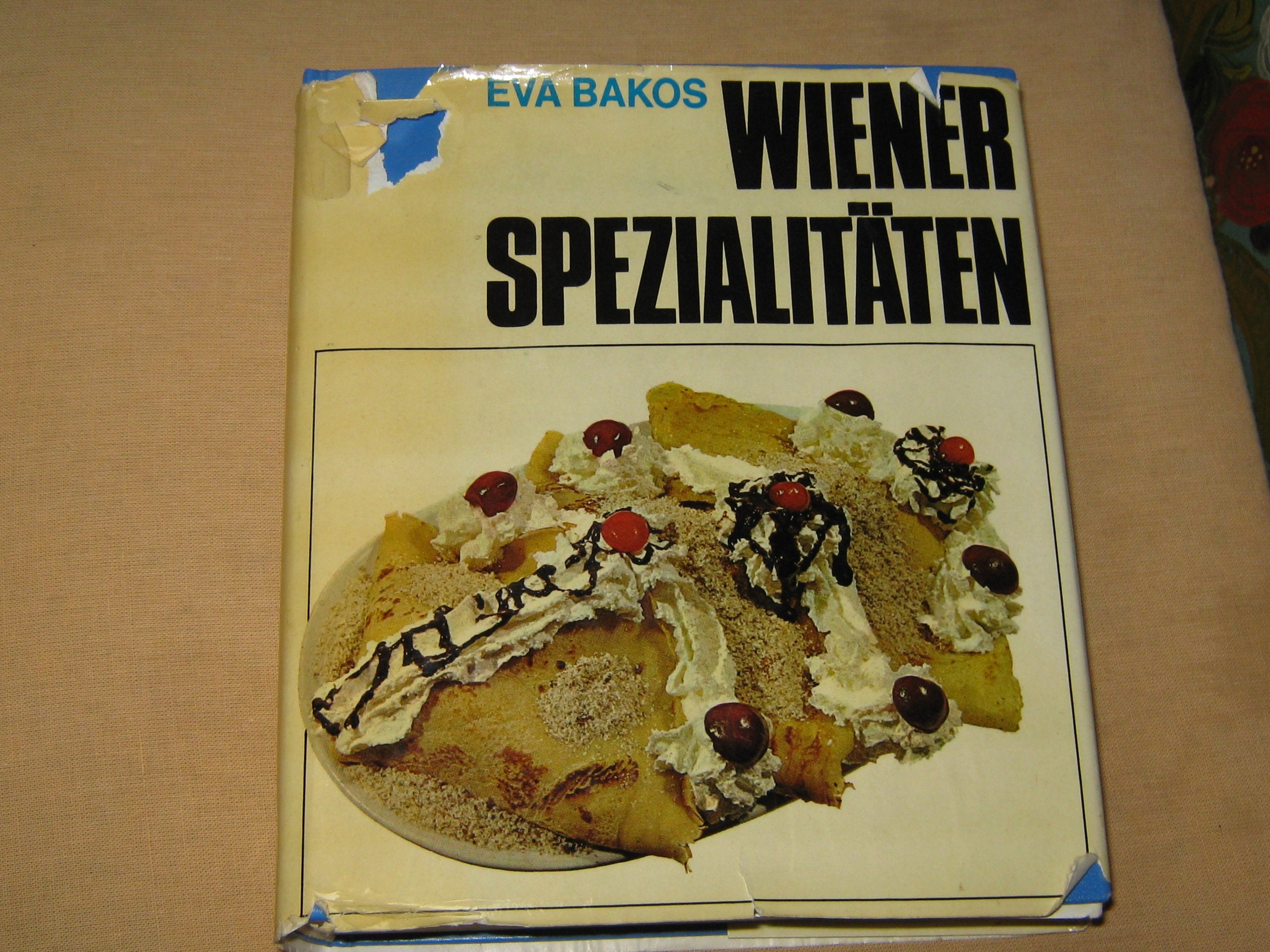 Wiener Spezialitäten Books