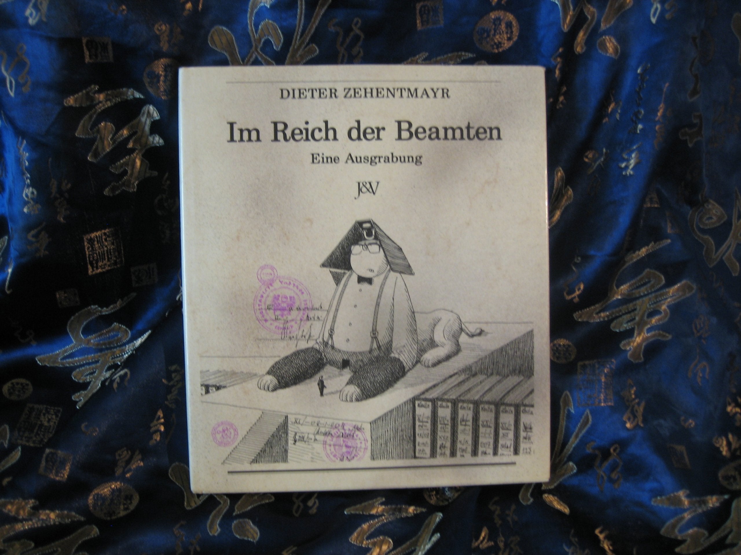 Im Reich der Beamten Law