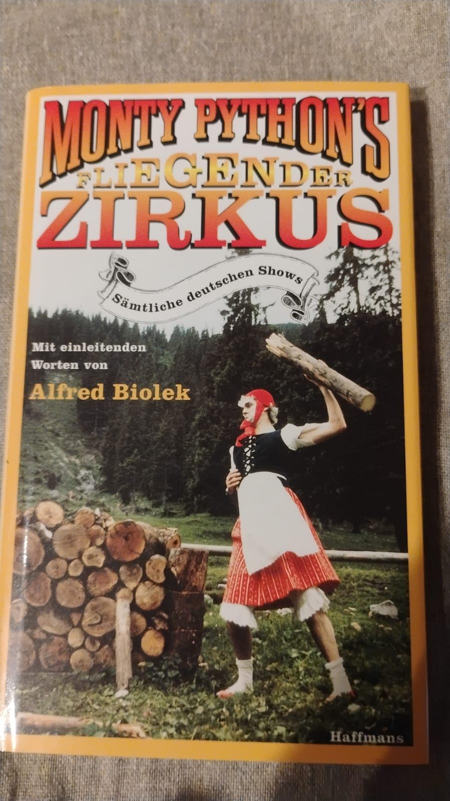 Monty Python's Fliegender Zirkus Second-hand books on film, art and culture