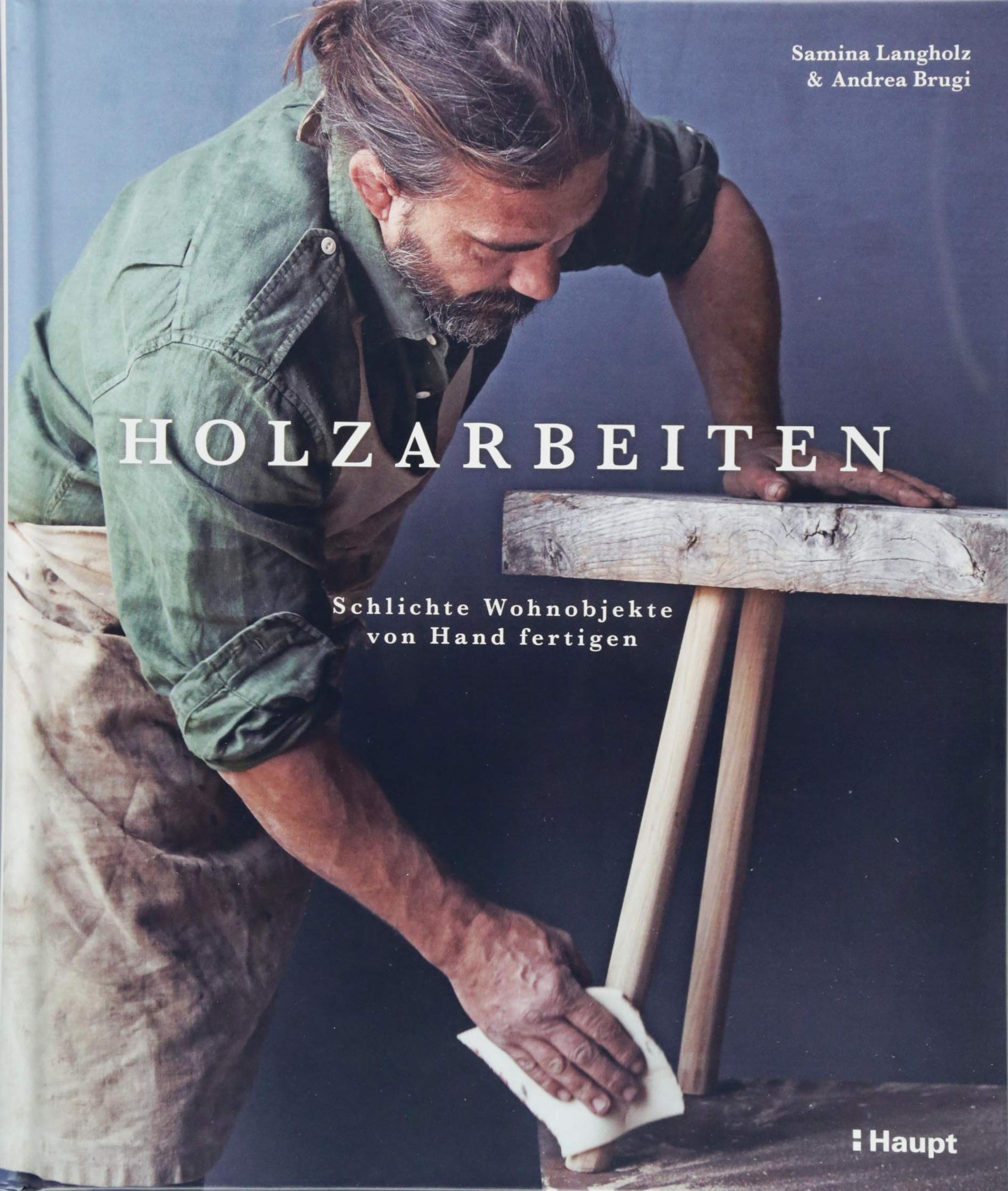 Holzarbeiten Second-hand books on film, art and culture