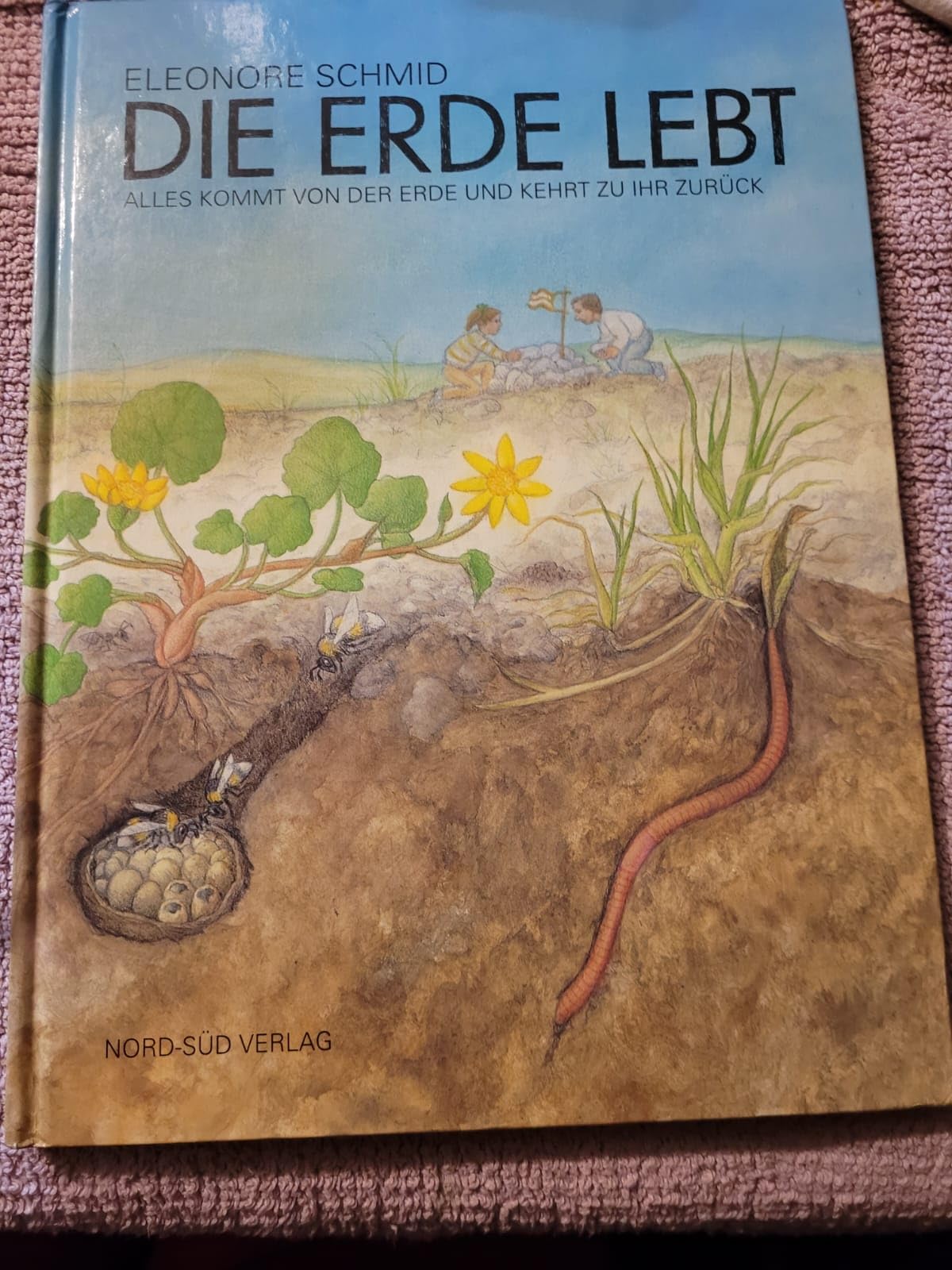 Die Erde lebt Children's books