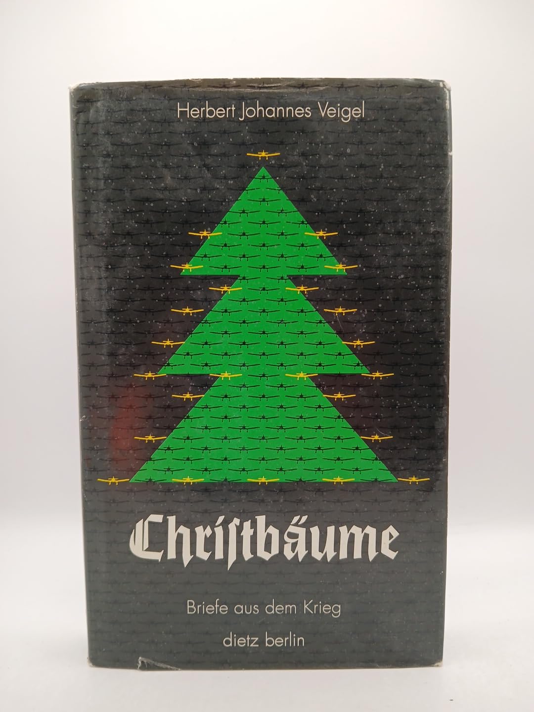 Christbäume Politics & History books