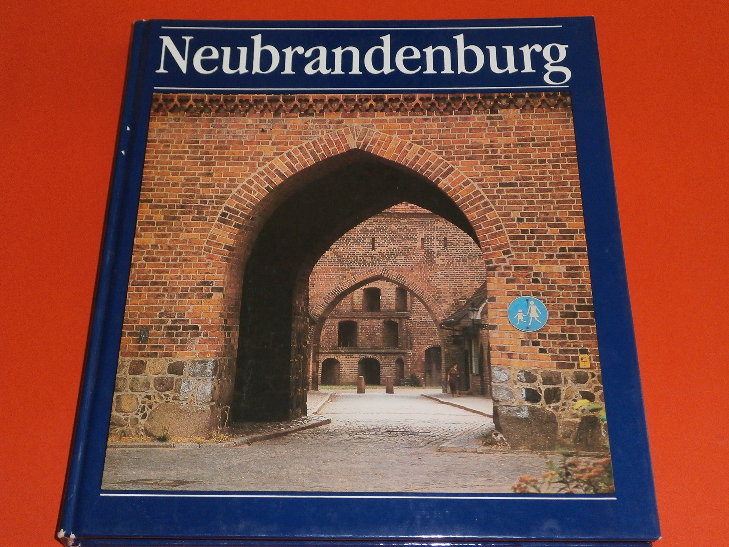 Neubrandenburg Books