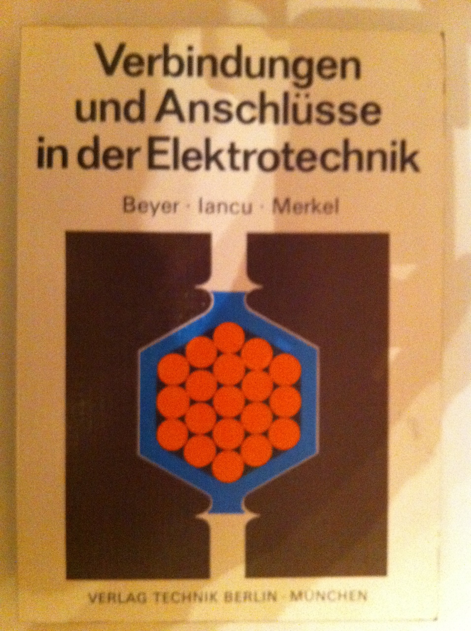 Verbindungen und Anschlüsse in der Elektrotechnik Business & Technology