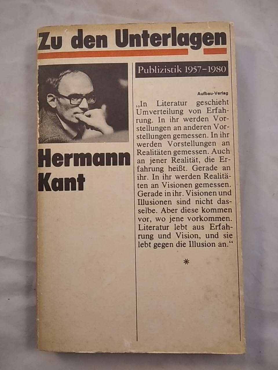 Zu den Unterlagen. Publizistik 1957-1980 Books