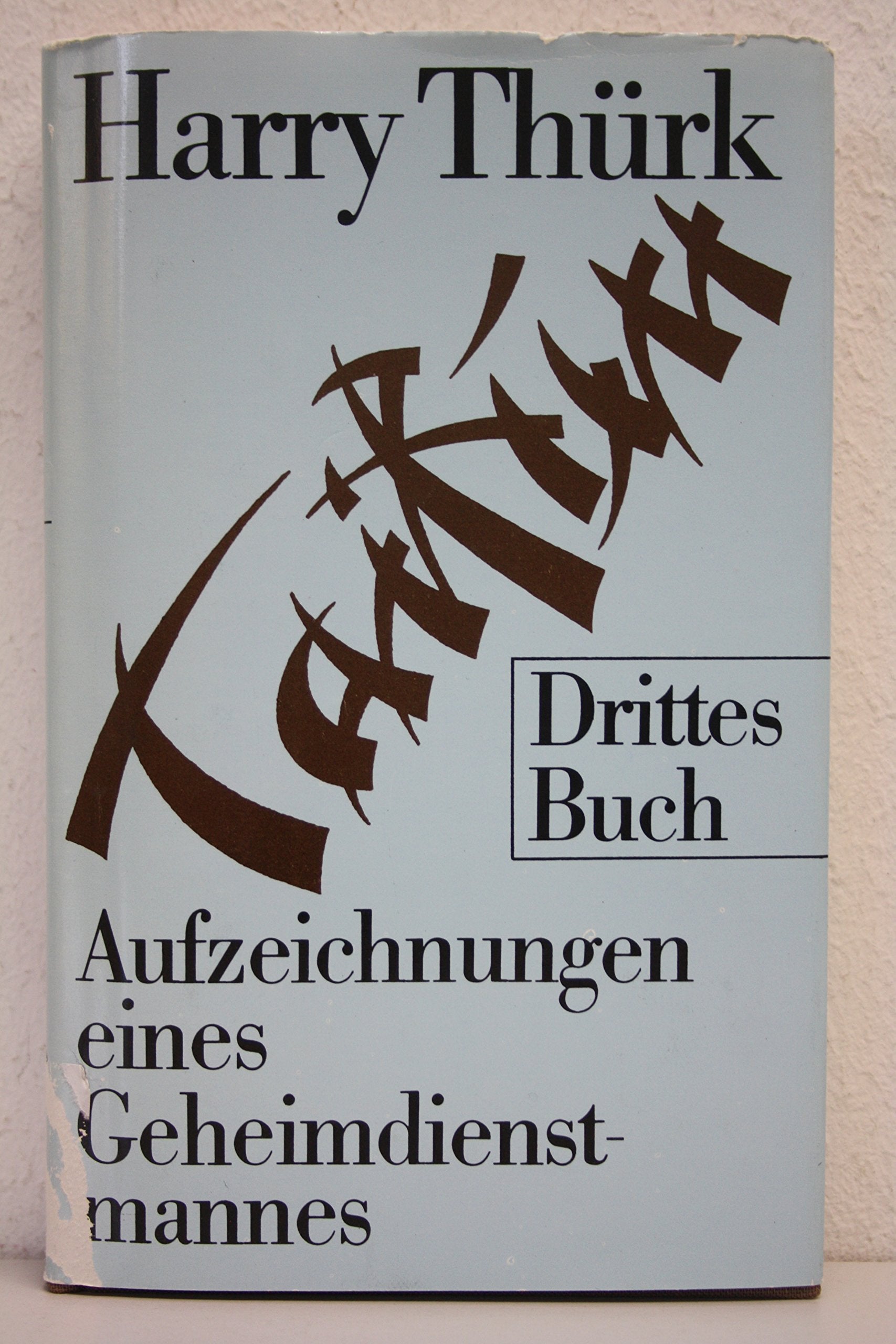 Taifun. Drittes Buch: Aufzeichnungen eines Geheimdienstmannes. Books