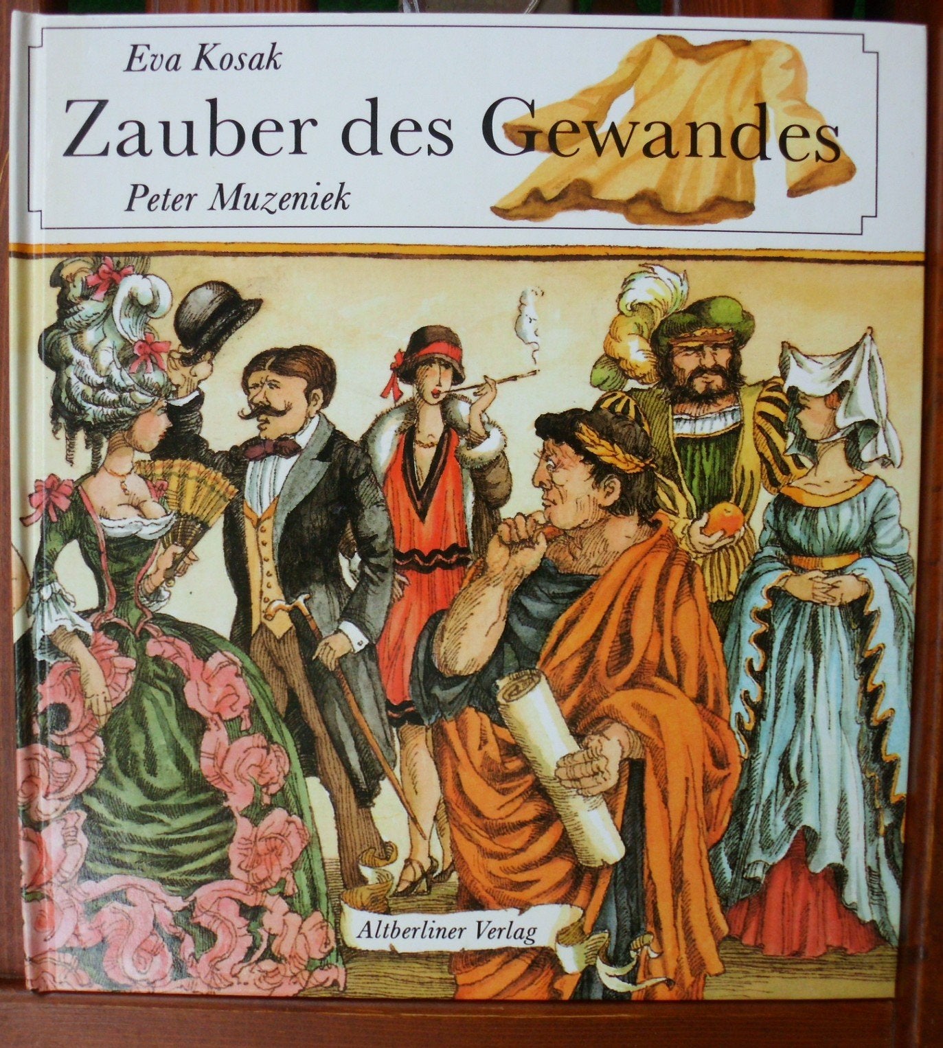 Zauber des Gewandes, Books