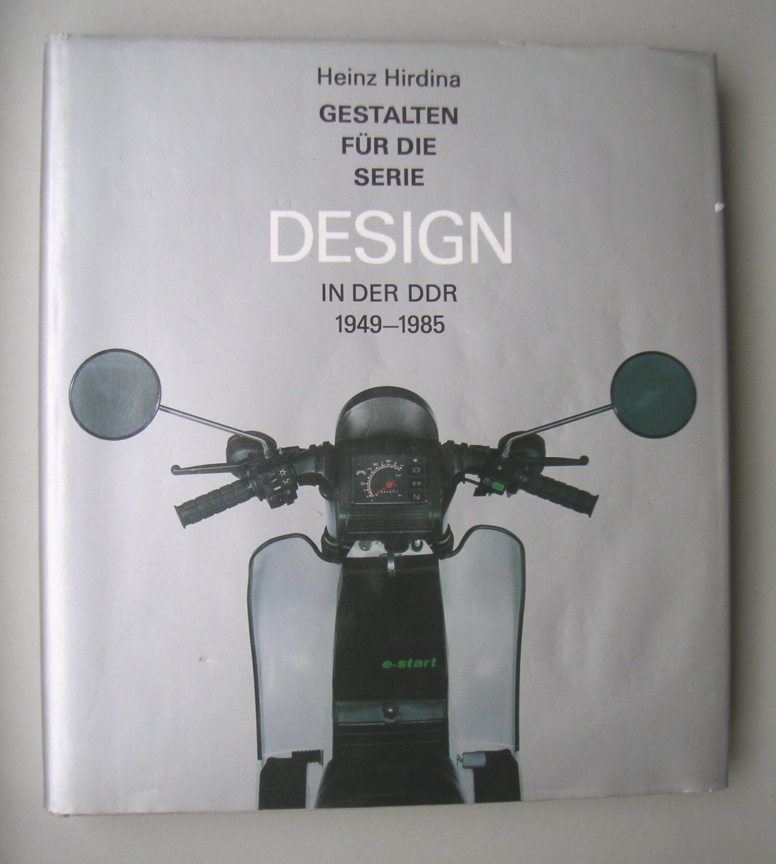 Gestalten für die Serie. Design in der DDR 1949-1985 Film, Art & Culture