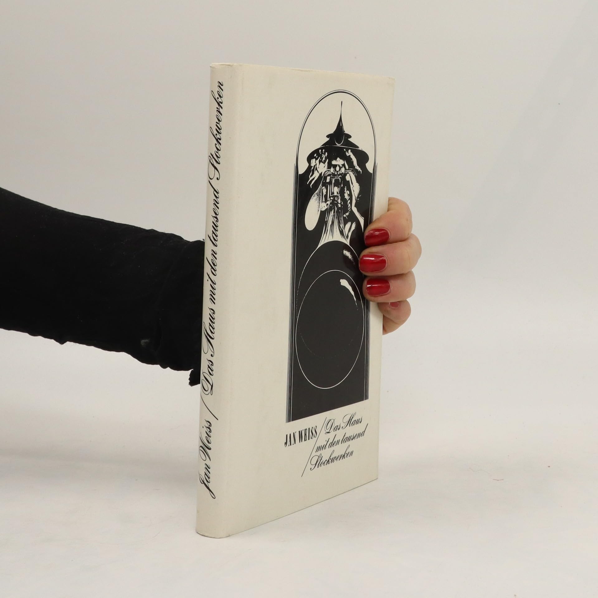 Das Haus mit den tausend Stockwerken Books