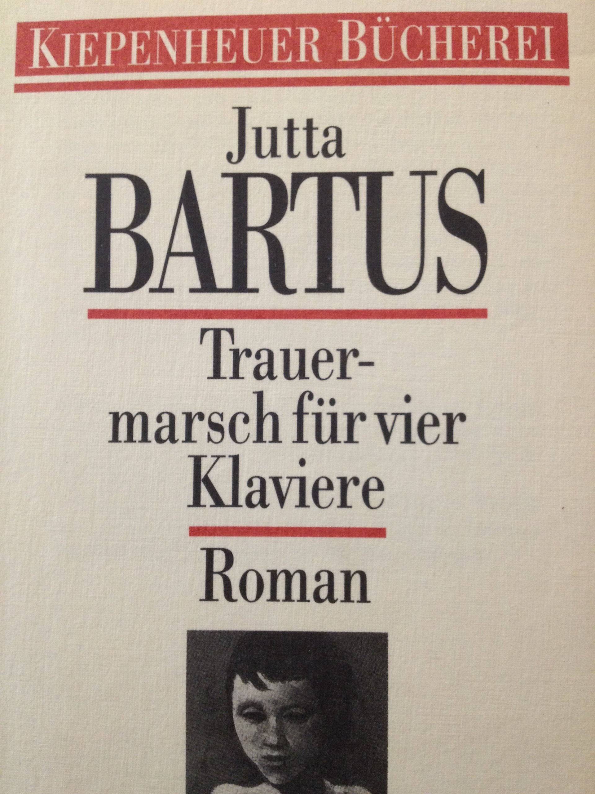 Trauermarsch für vier Klaviere. Roman Books
