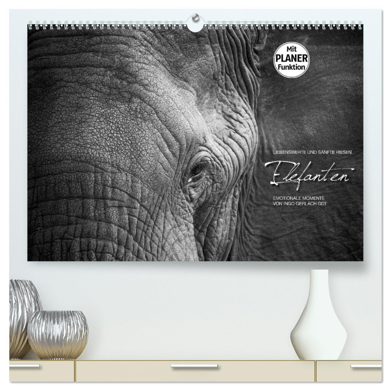Emotionale Momente: Elefanten in black and white (hochwertiger Premium Wandkalender 2024 DIN A2 quer), Kunstdruck in Hochglanz: Liebenswerte und sanfte Riesen (CALVENDO Tiere) Leisure, Home & Garden