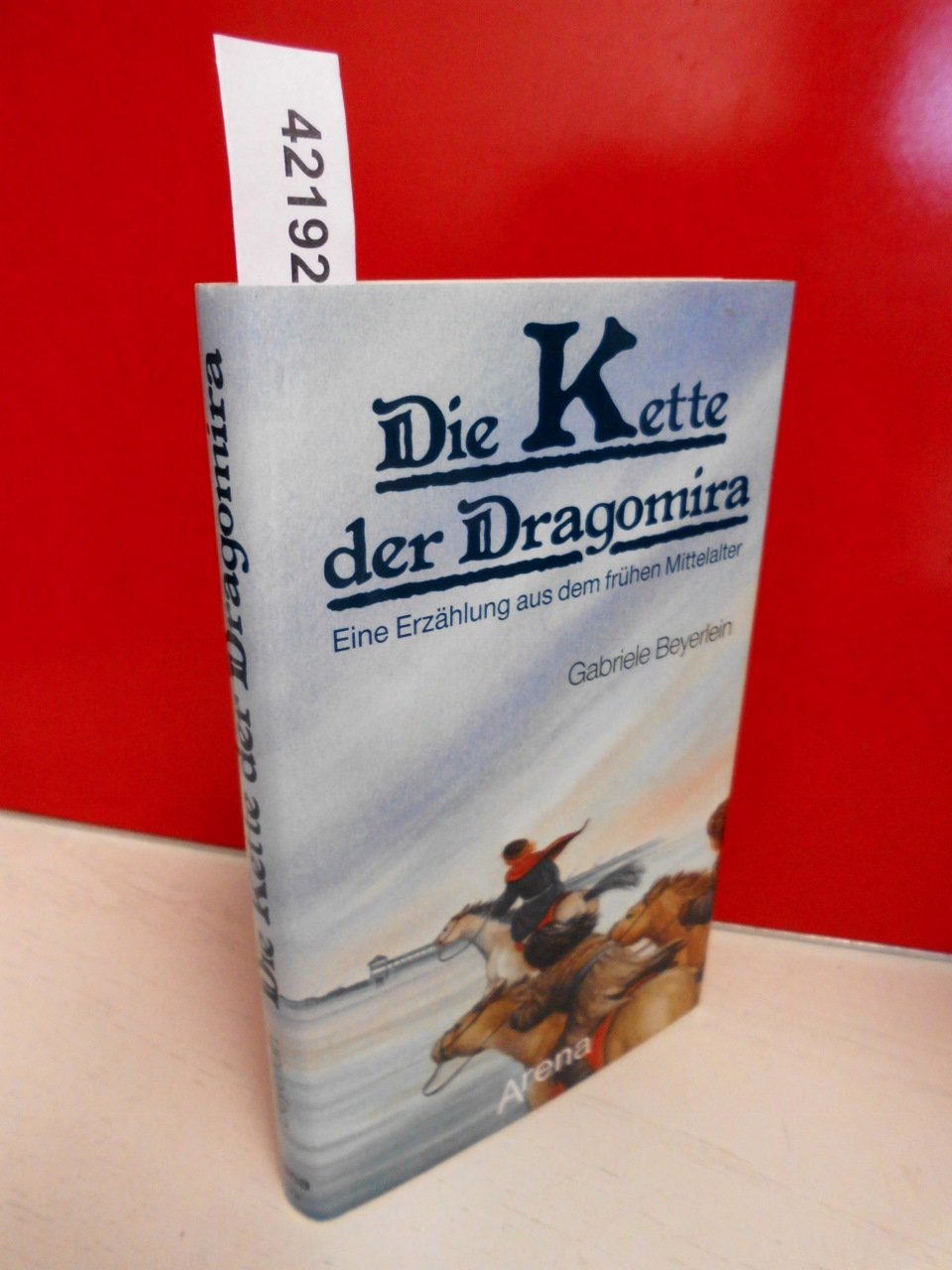 Die Kette der Dragomira: Eine Erzählung aus dem frühen Mittelalter Fairy Tales & Legends