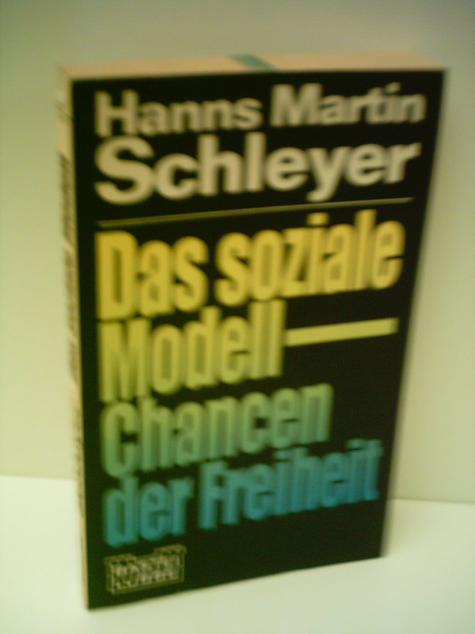 Das soziale Modell - Chancen der Freiheit. Social Sciences