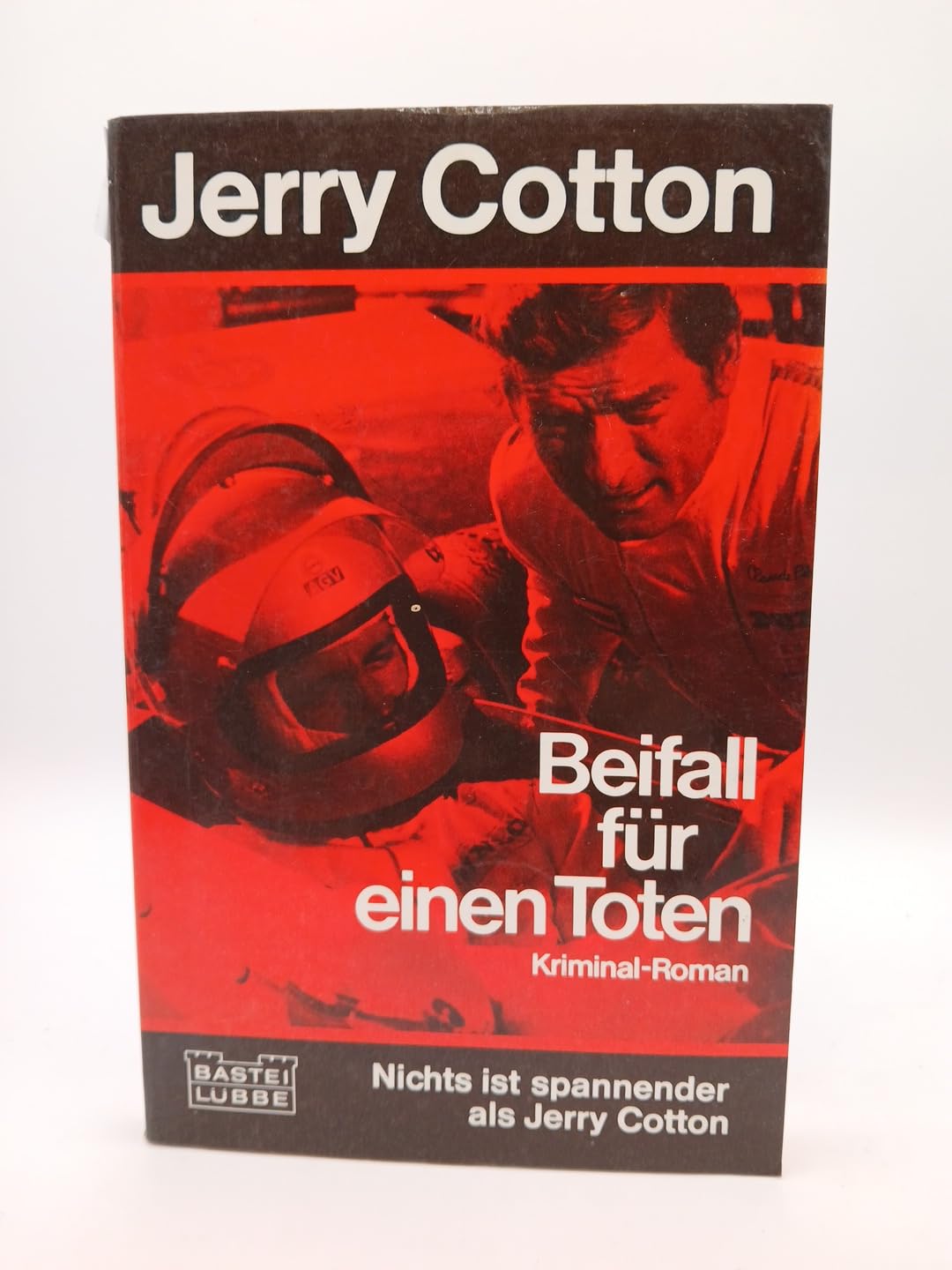 Beifall für einen Toten : Kriminal-Roman. Fiction