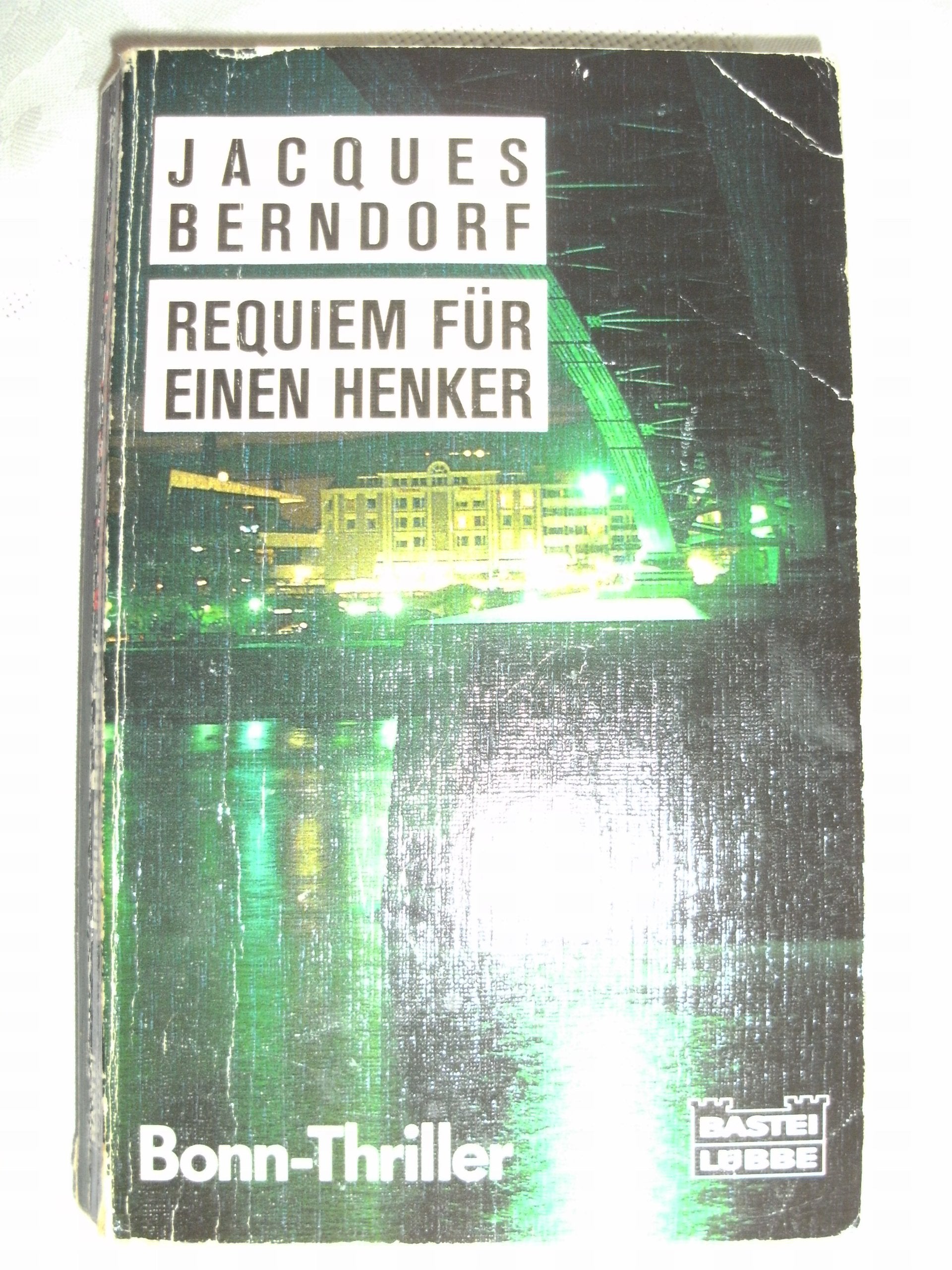 Requiem für einen Henker (Allgemeine Reihe. Bastei Lübbe Taschenbücher) Crime & Thrillers