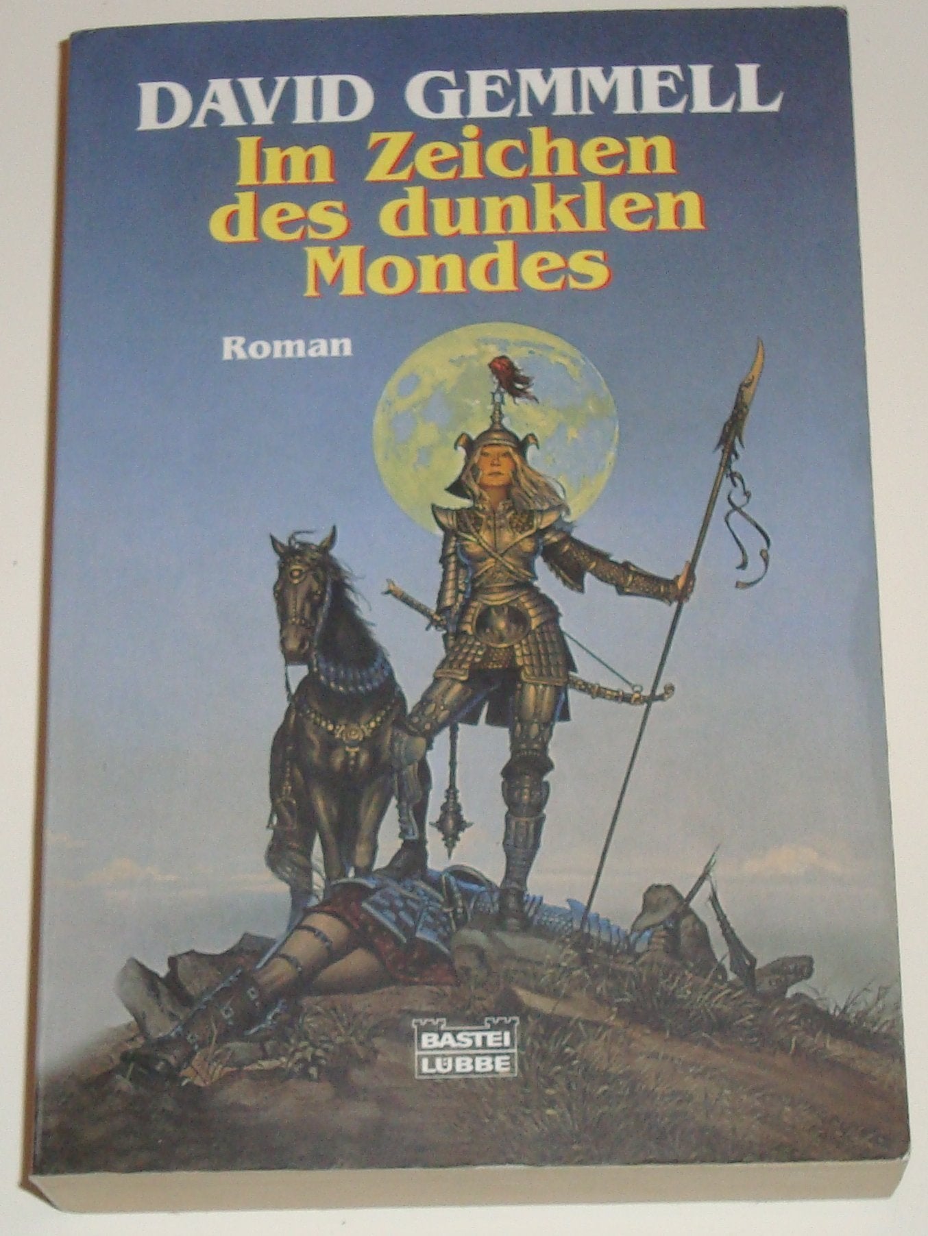 Im Zeichen des dunklen Mondes Contemporary literature Books