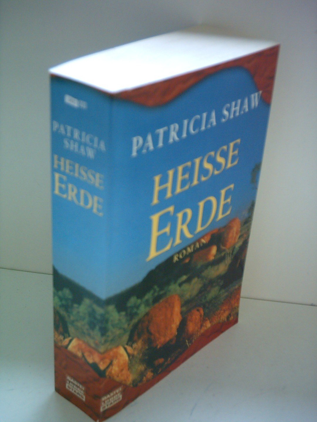 Heiße Erde: Roman (Bastei Lübbe Stars) Books