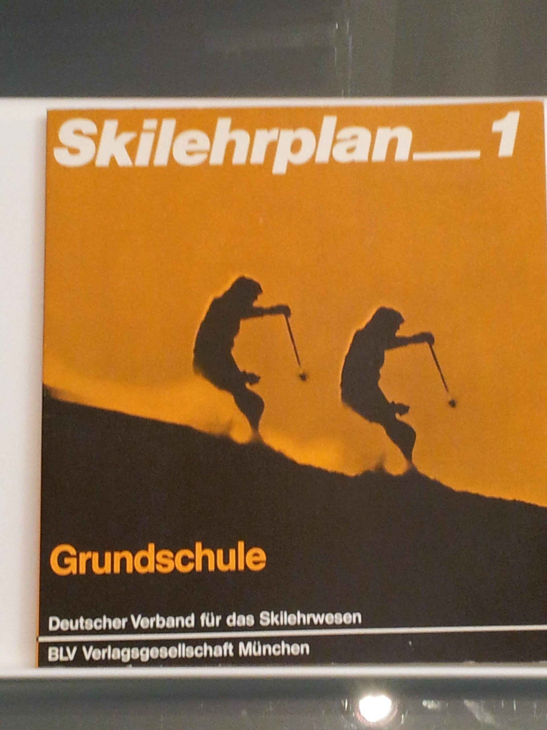 Product Image: Skilehrplan. - München : BLV-Verlagsgesellschaft