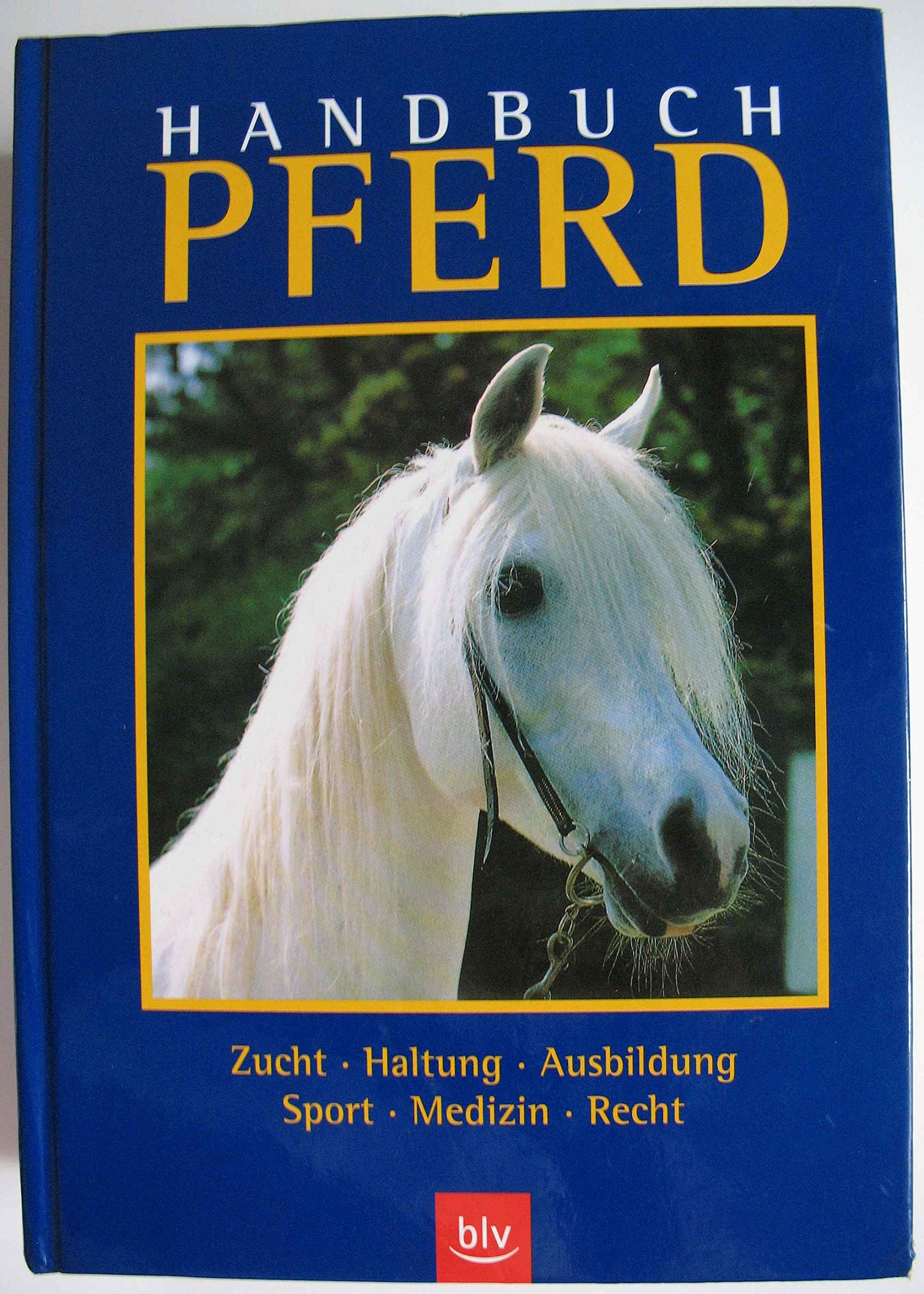 Handbuch Pferd Books about Pets