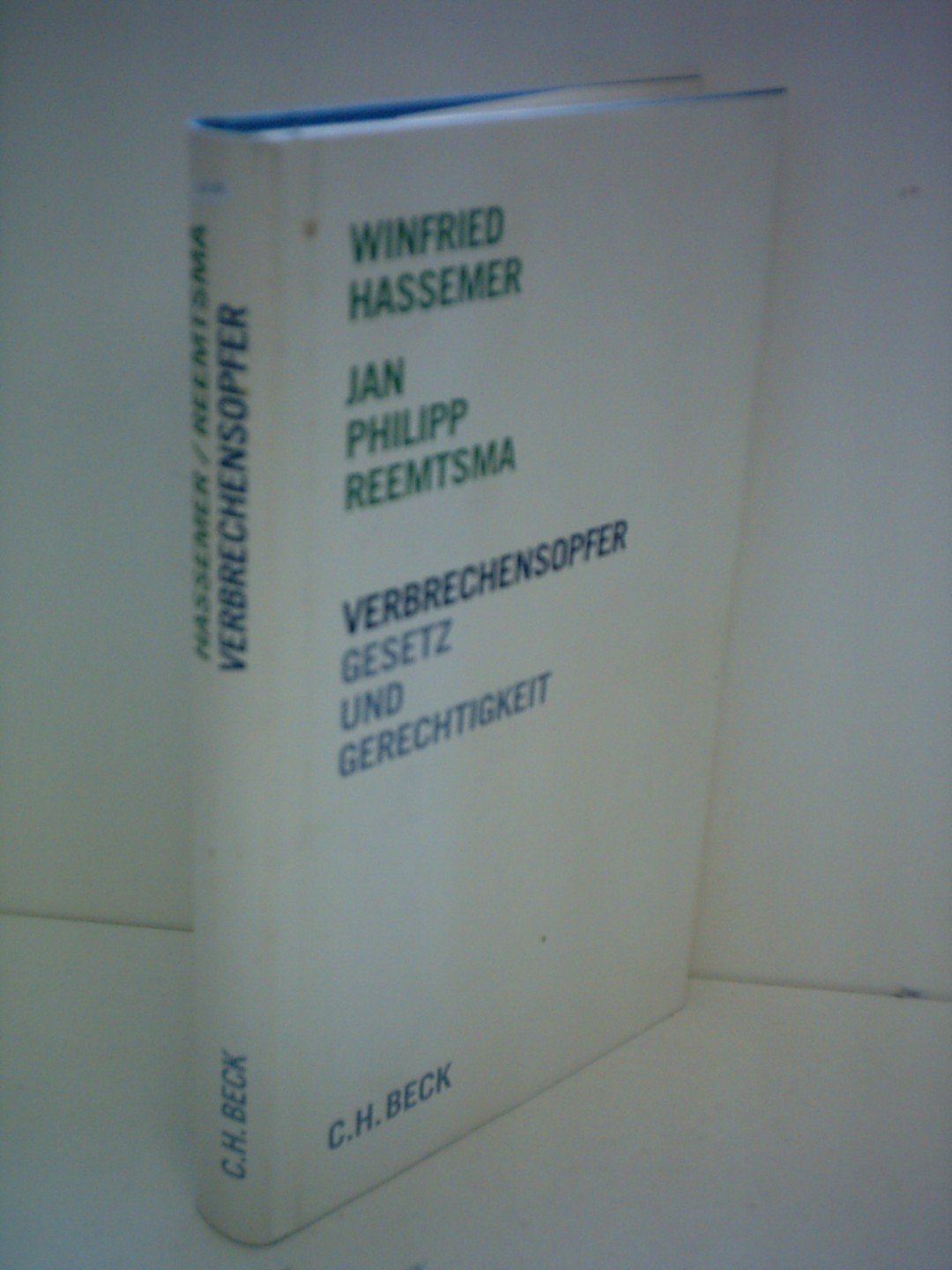 Verbrechensopfer Law Books