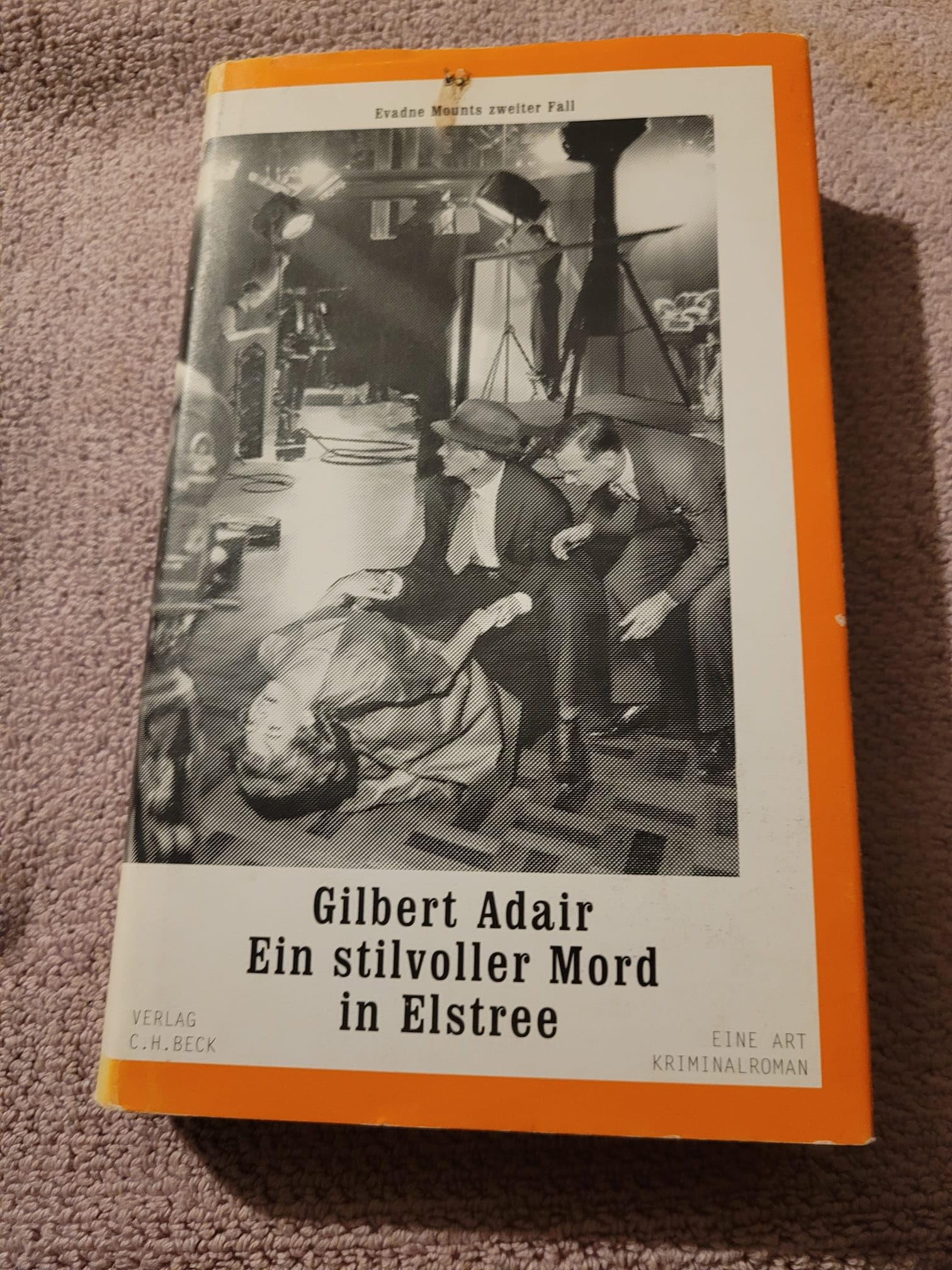 Ein stilvoller Mord in Elstree: Evadne Mounts zweiter Fall Contemporary literature