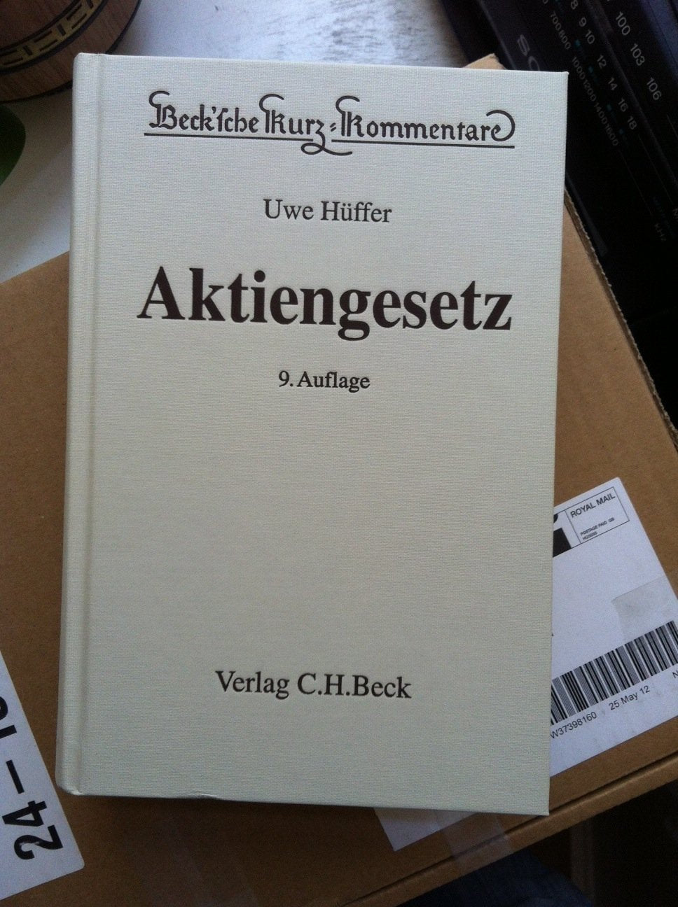Aktiengesetz (Beck'sche Kurz-Kommentare, Band 53) Law