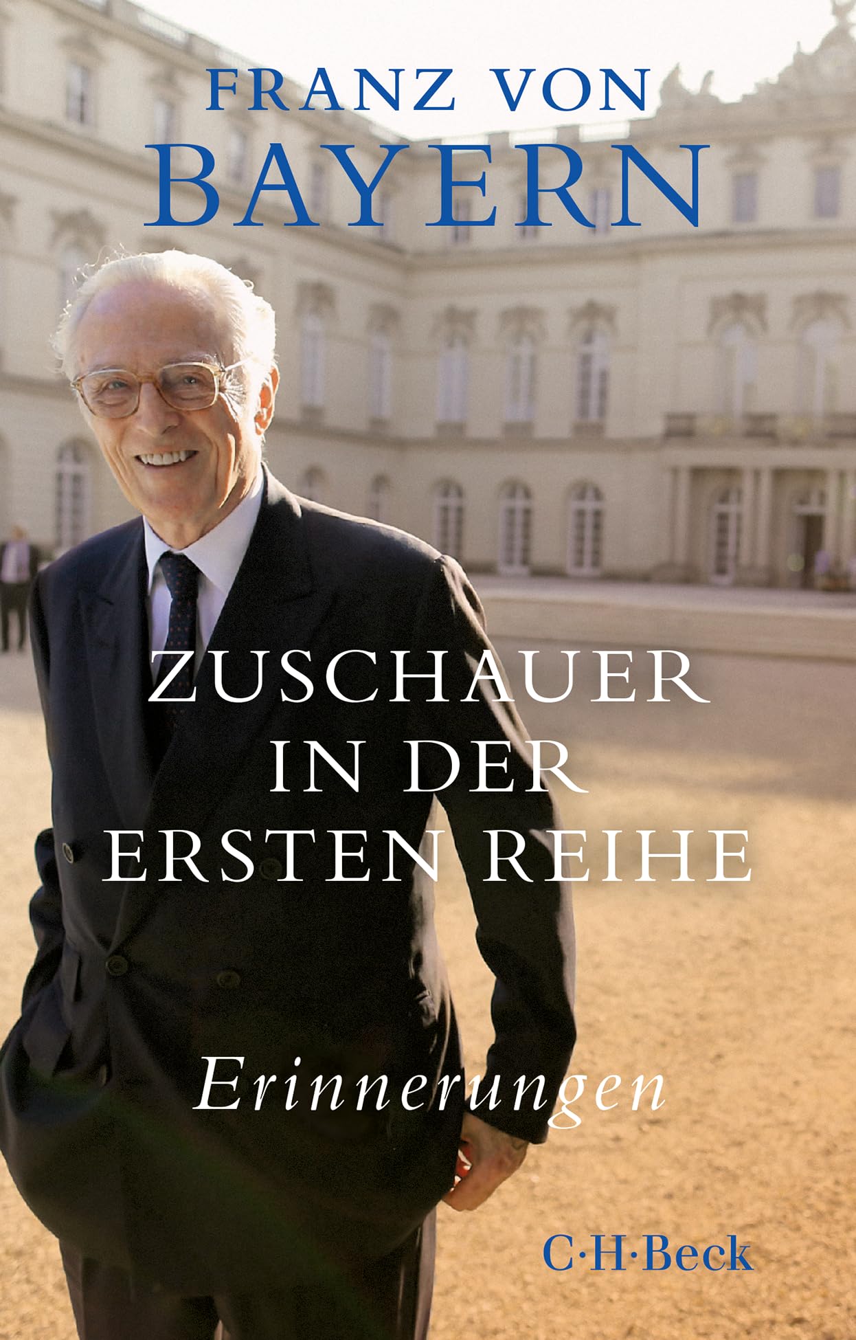 Zuschauer in der ersten Reihe Art & Literature