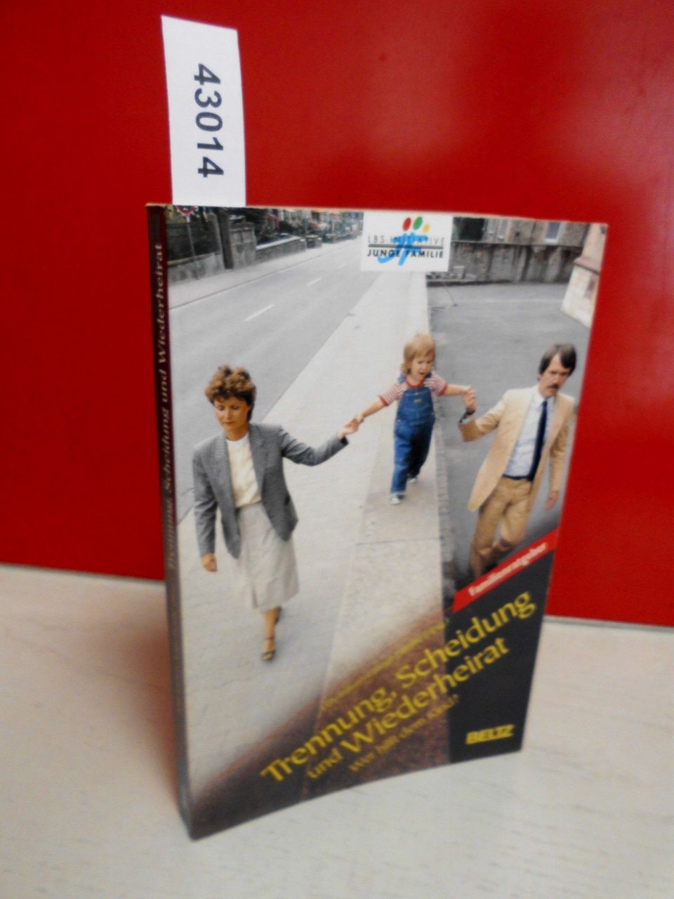 Trennung, Scheidung und Wiederheirat - wer hilft dem Kind? Politics & History