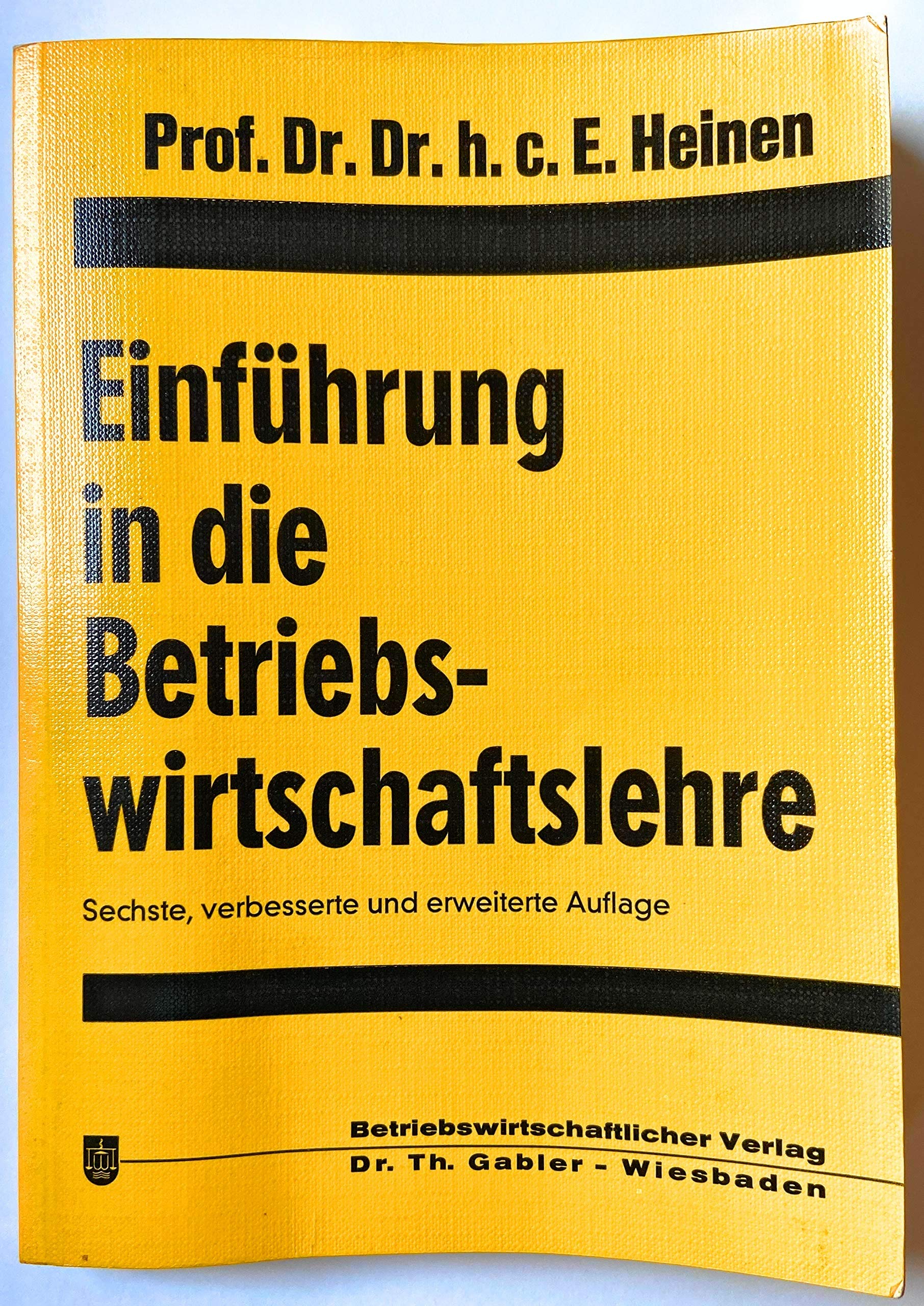 Einführung in die Betriebswirtschaftslehre. Business, Finance & Career