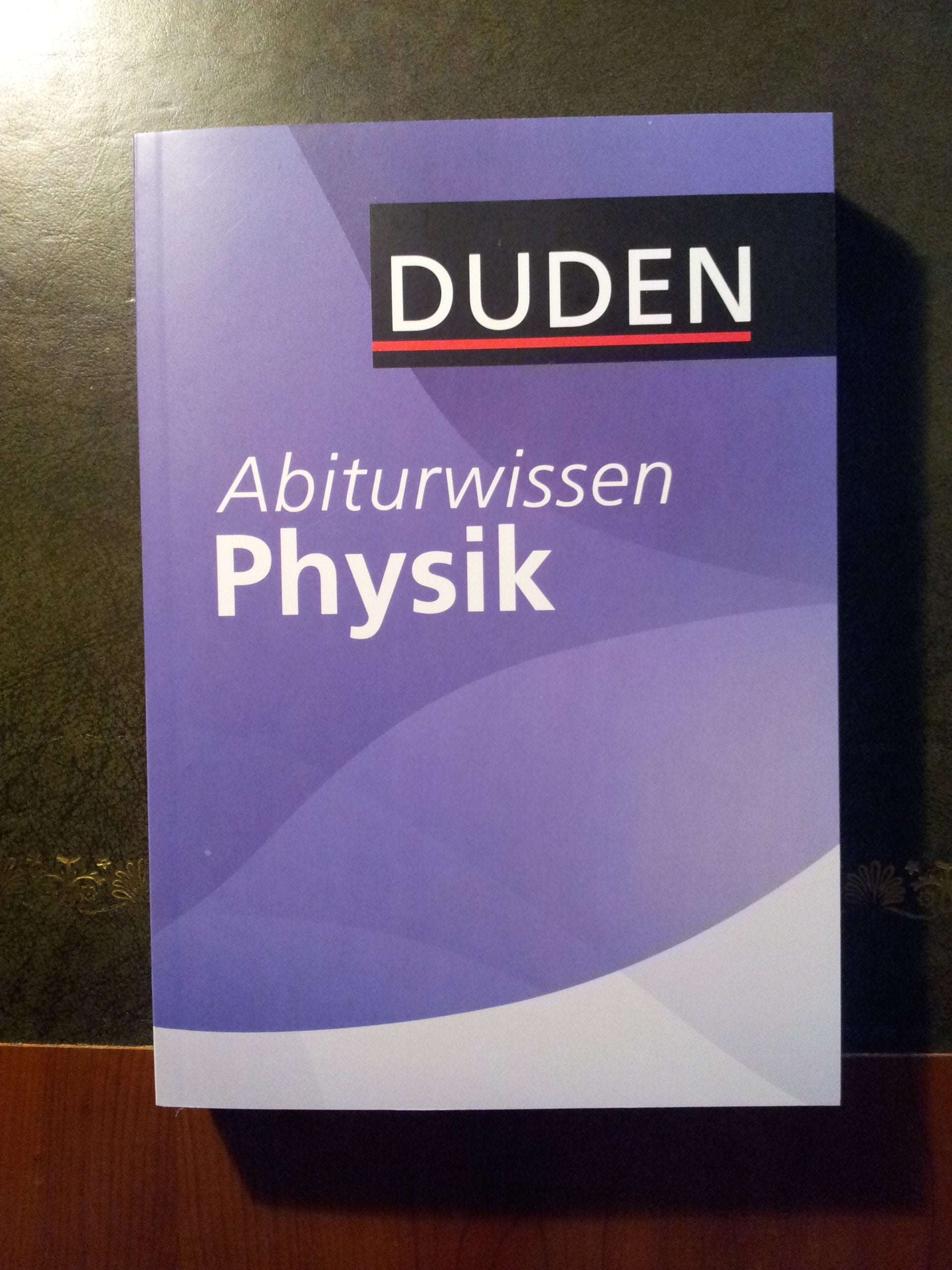 Duden Basiswissen Schule.  Abiturwissen Study Guides