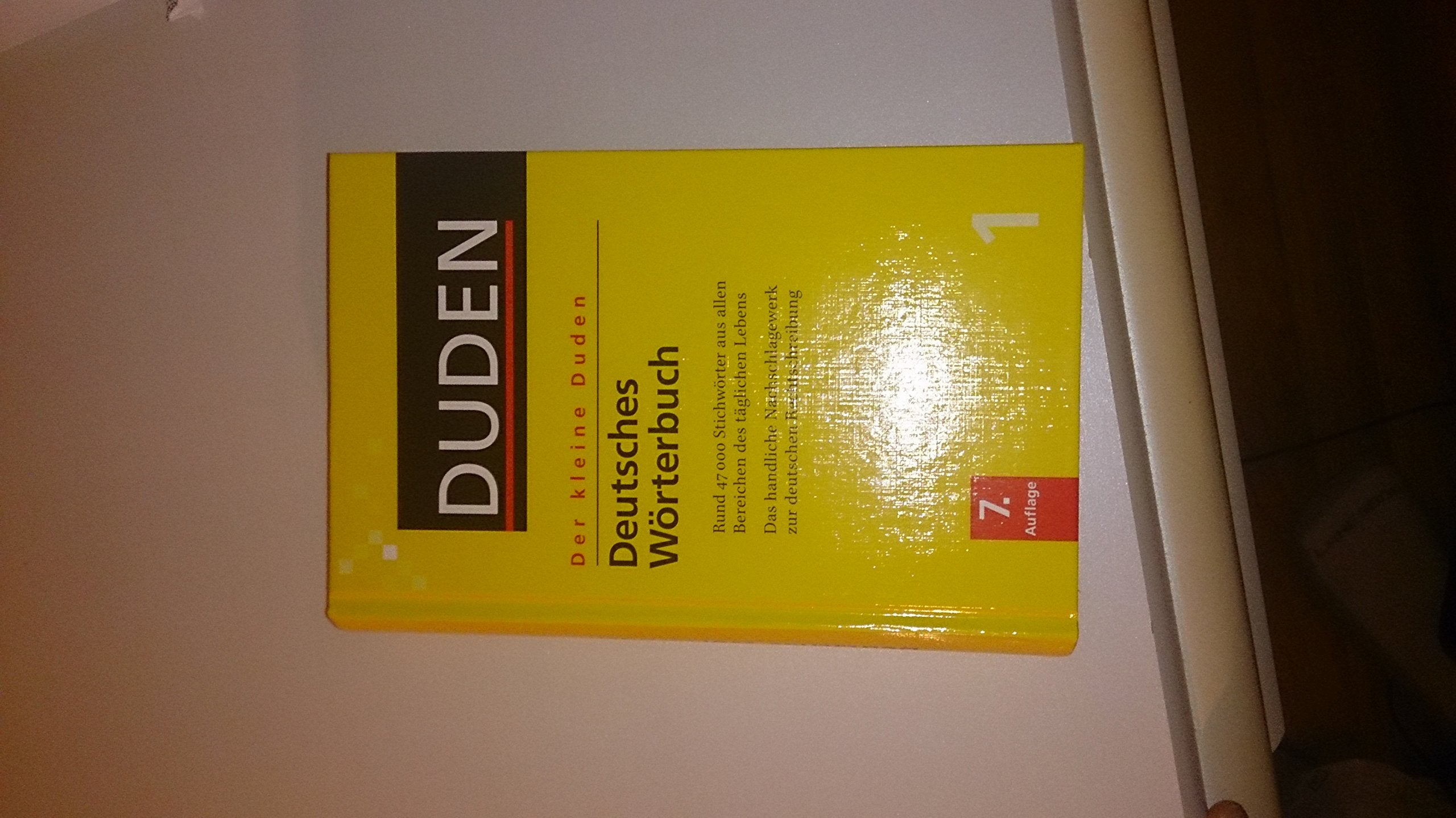 Deutsches Wörterbuch: Das handliche Nachschlagewerk zur deutschen Rechtschreibung (Der kleine Duden) General education